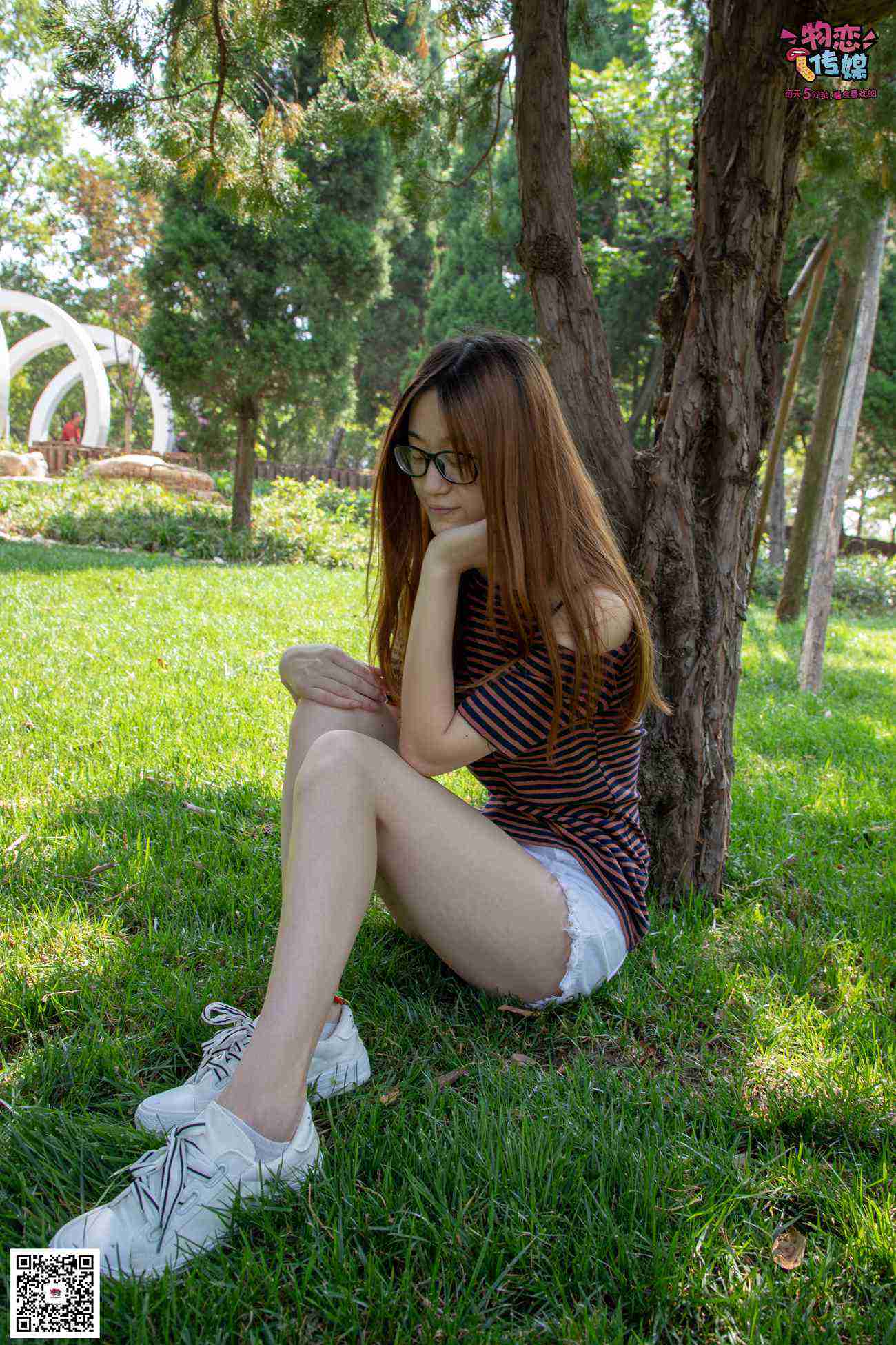 图片[178]-物恋传媒 No.023 腿长即正义！清纯长腿小姐姐帆布鞋配短棉袜 [235P] – 速更版-美库