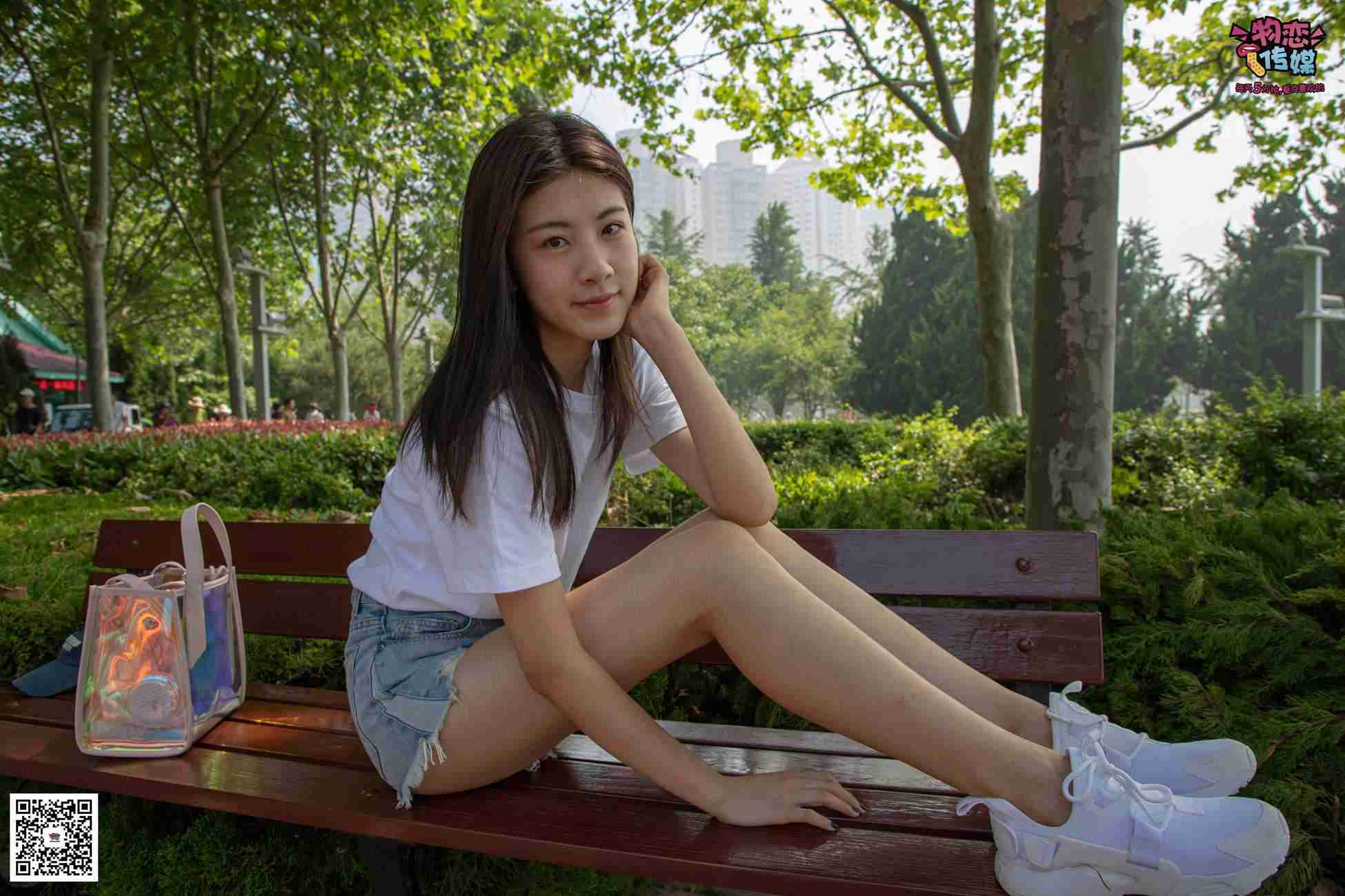 图片[192]-[物恋传媒] NO.022 美,从未如此简单.白色复古跑鞋搭配短筒白棉袜和船袜 [274P] – 速更版-美库