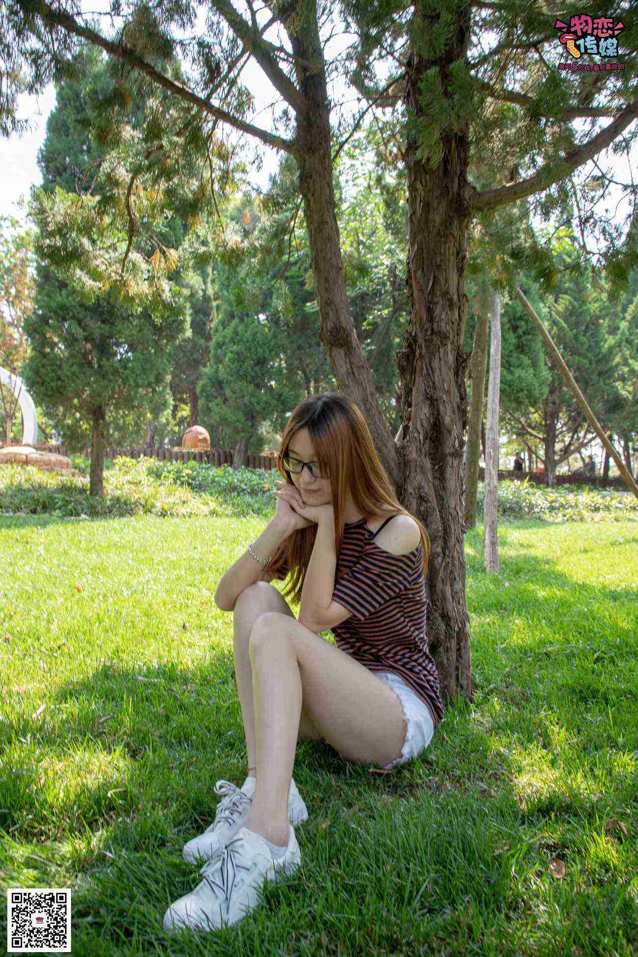 图片[184]-物恋传媒 No.023 腿长即正义！清纯长腿小姐姐帆布鞋配短棉袜 [235P] – 速更版-美库