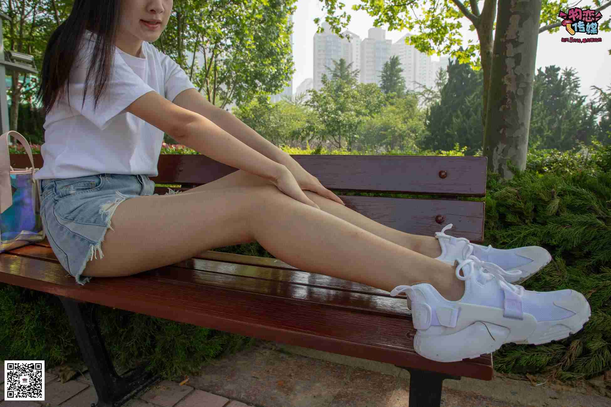 图片[194]-[物恋传媒] NO.022 美,从未如此简单.白色复古跑鞋搭配短筒白棉袜和船袜 [274P] – 速更版-美库