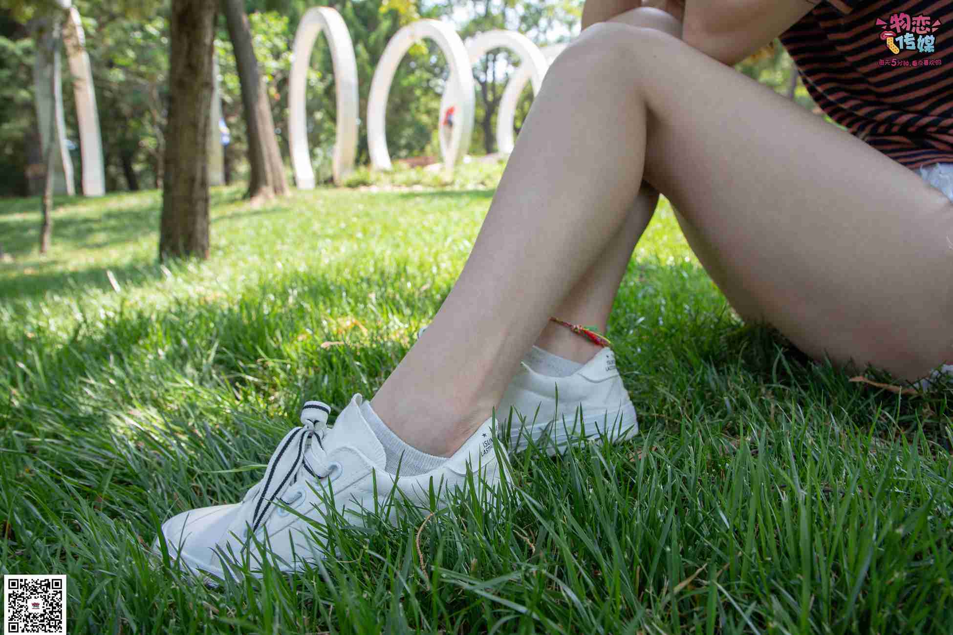 图片[185]-物恋传媒 No.023 腿长即正义！清纯长腿小姐姐帆布鞋配短棉袜 [235P] – 速更版-美库