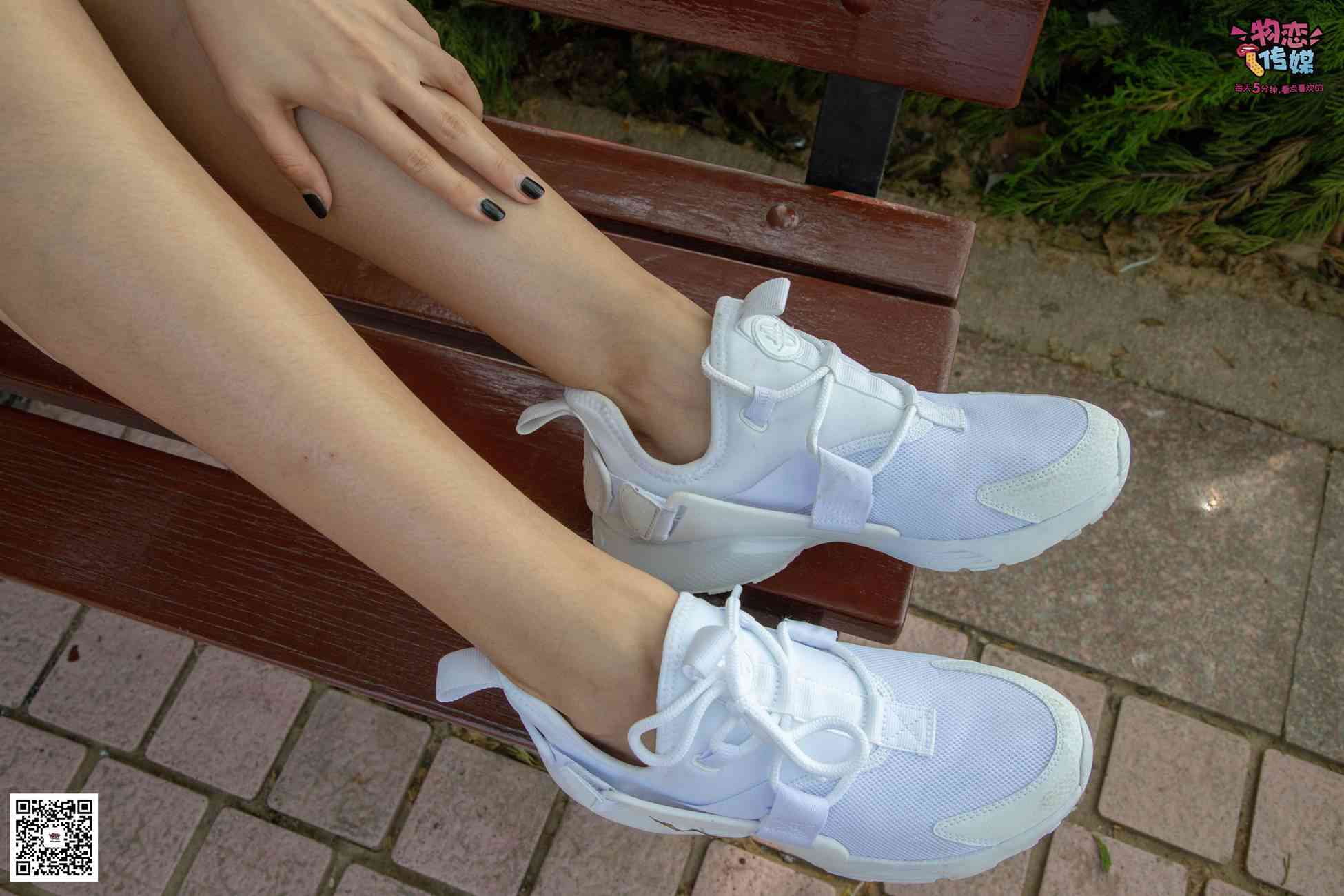 图片[196]-[物恋传媒] NO.022 美,从未如此简单.白色复古跑鞋搭配短筒白棉袜和船袜 [274P] – 速更版-美库