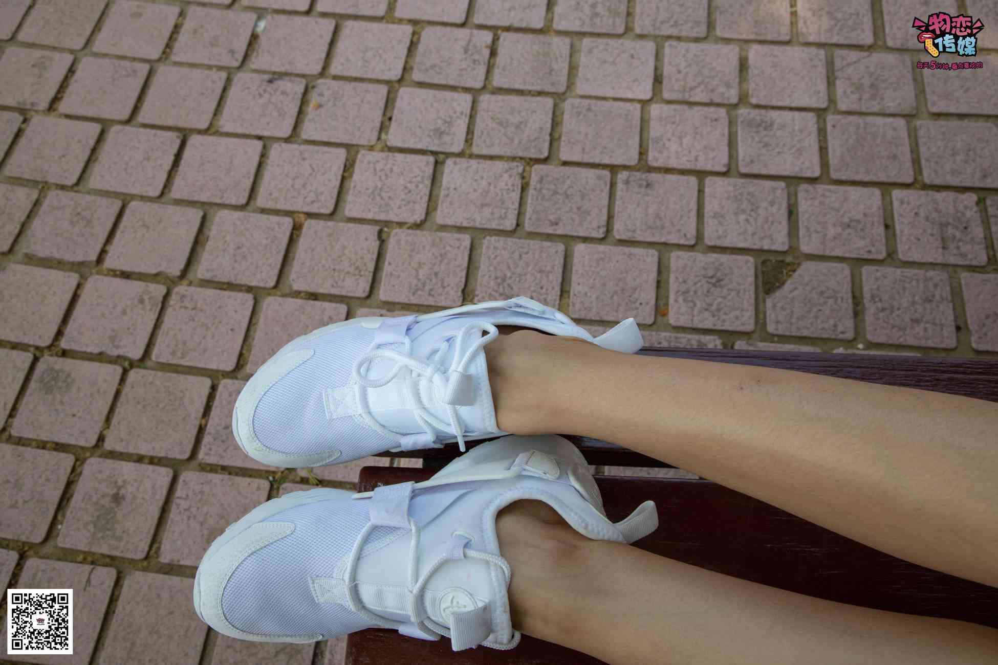 图片[201]-[物恋传媒] NO.022 美,从未如此简单.白色复古跑鞋搭配短筒白棉袜和船袜 [274P] – 速更版-美库