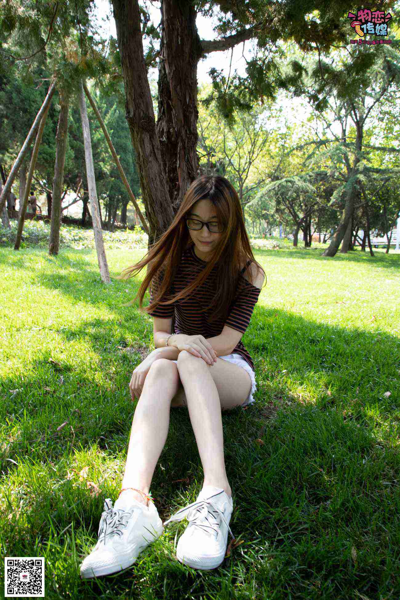 图片[194]-物恋传媒 No.023 腿长即正义！清纯长腿小姐姐帆布鞋配短棉袜 [235P] – 速更版-美库