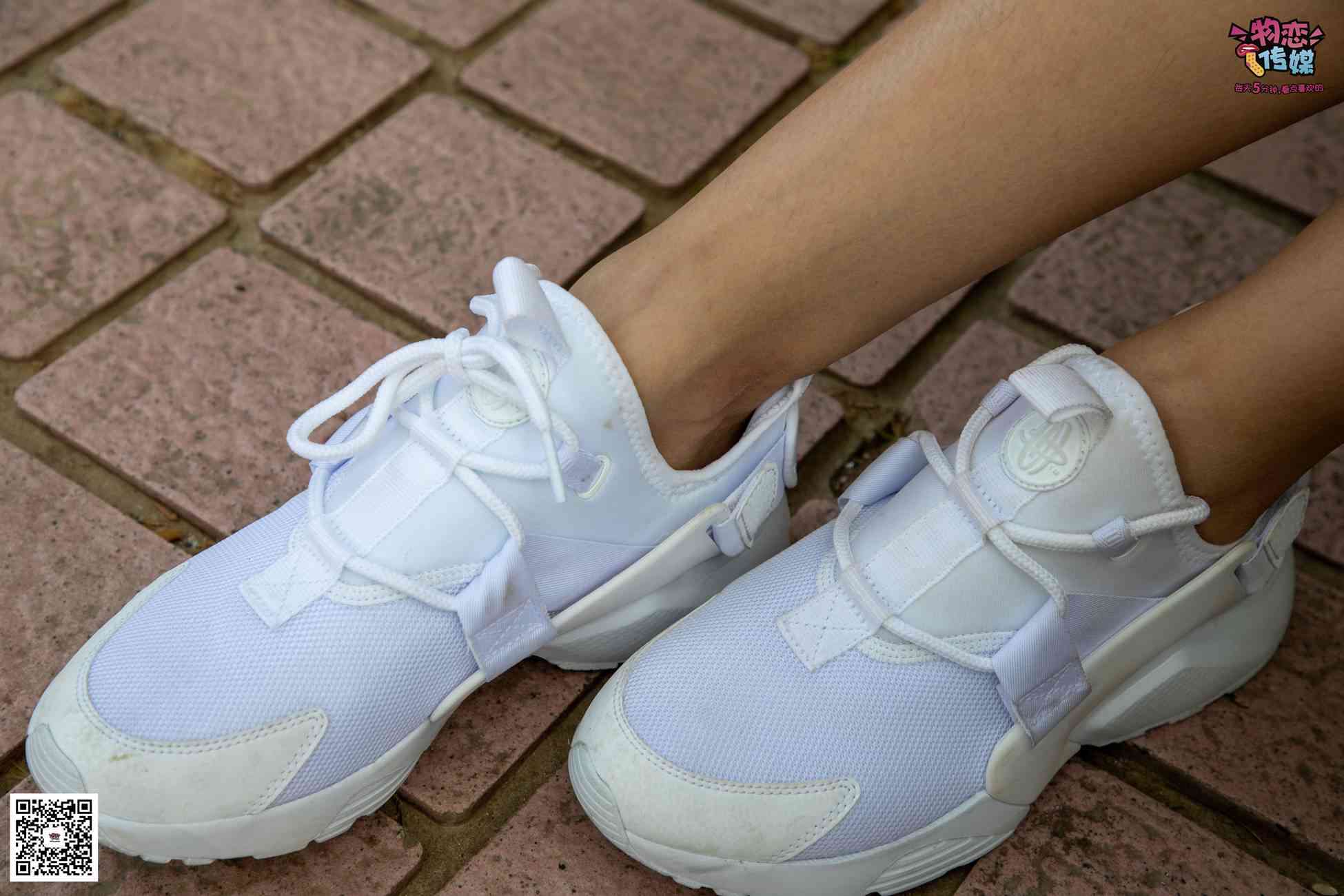 图片[205]-[物恋传媒] NO.022 美,从未如此简单.白色复古跑鞋搭配短筒白棉袜和船袜 [274P] – 速更版-美库