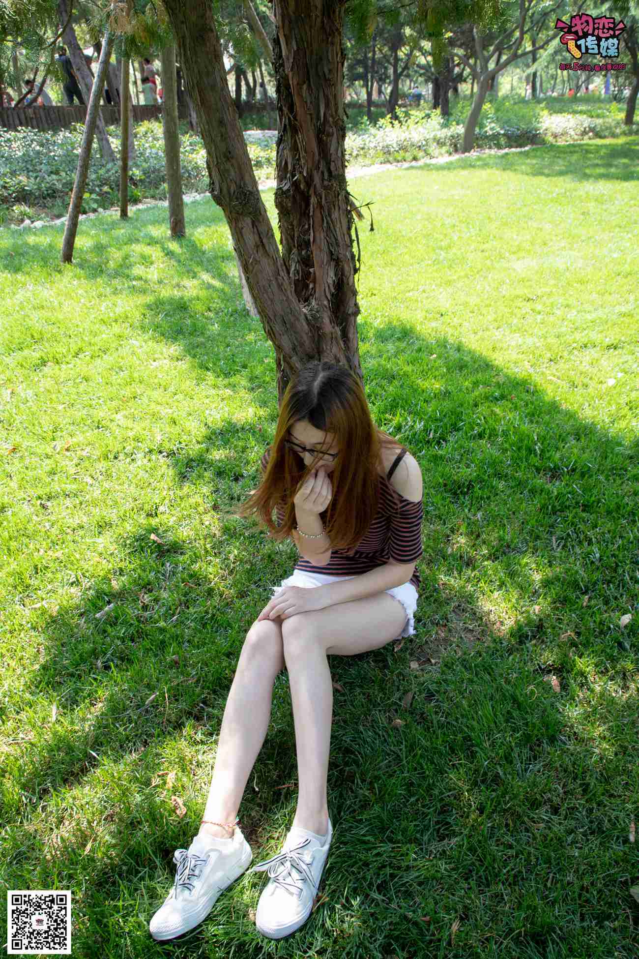 图片[198]-物恋传媒 No.023 腿长即正义！清纯长腿小姐姐帆布鞋配短棉袜 [235P] – 速更版-美库