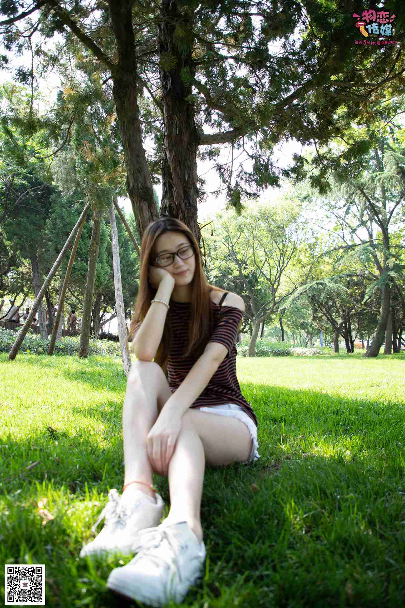 图片[204]-物恋传媒 No.023 腿长即正义！清纯长腿小姐姐帆布鞋配短棉袜 [235P] – 速更版-美库