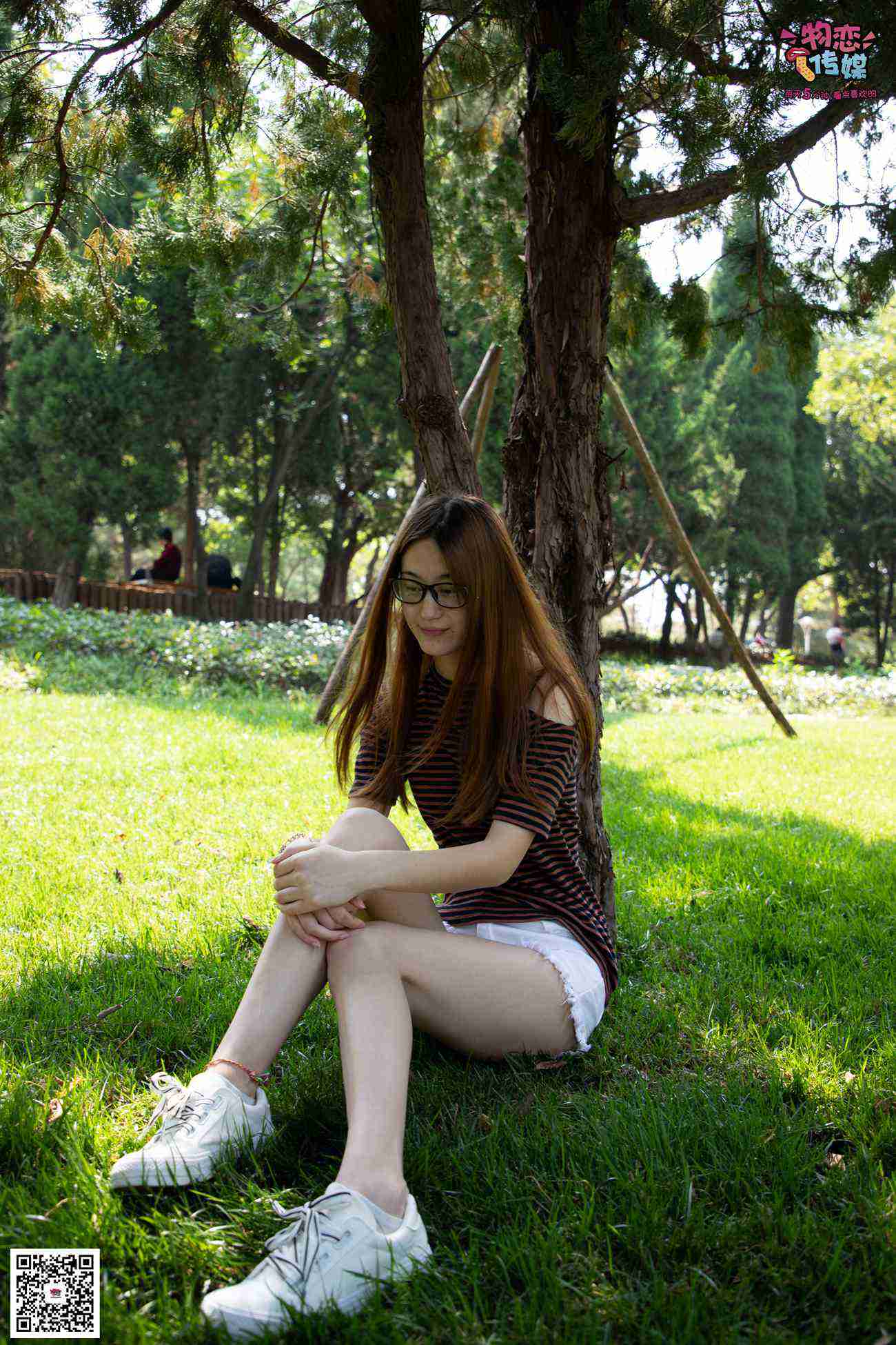 图片[205]-物恋传媒 No.023 腿长即正义！清纯长腿小姐姐帆布鞋配短棉袜 [235P] – 速更版-美库