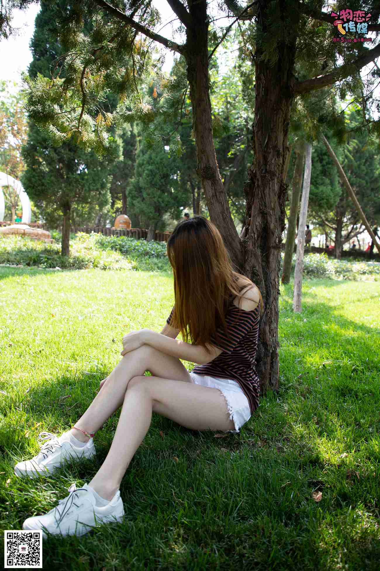 图片[209]-物恋传媒 No.023 腿长即正义！清纯长腿小姐姐帆布鞋配短棉袜 [235P] – 速更版-美库