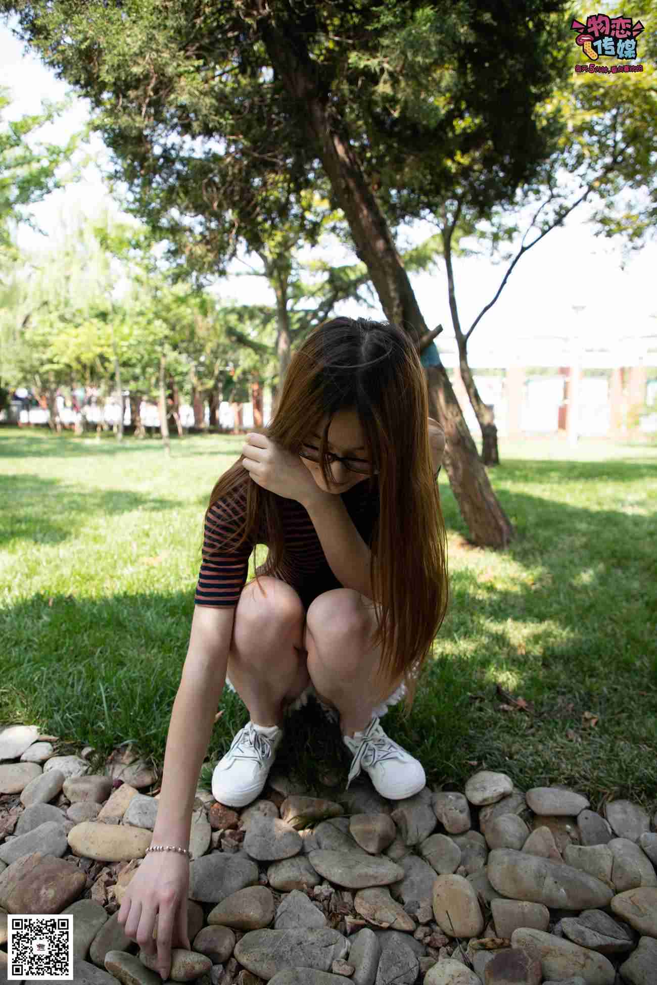 图片[214]-物恋传媒 No.023 腿长即正义！清纯长腿小姐姐帆布鞋配短棉袜 [235P] – 速更版-美库