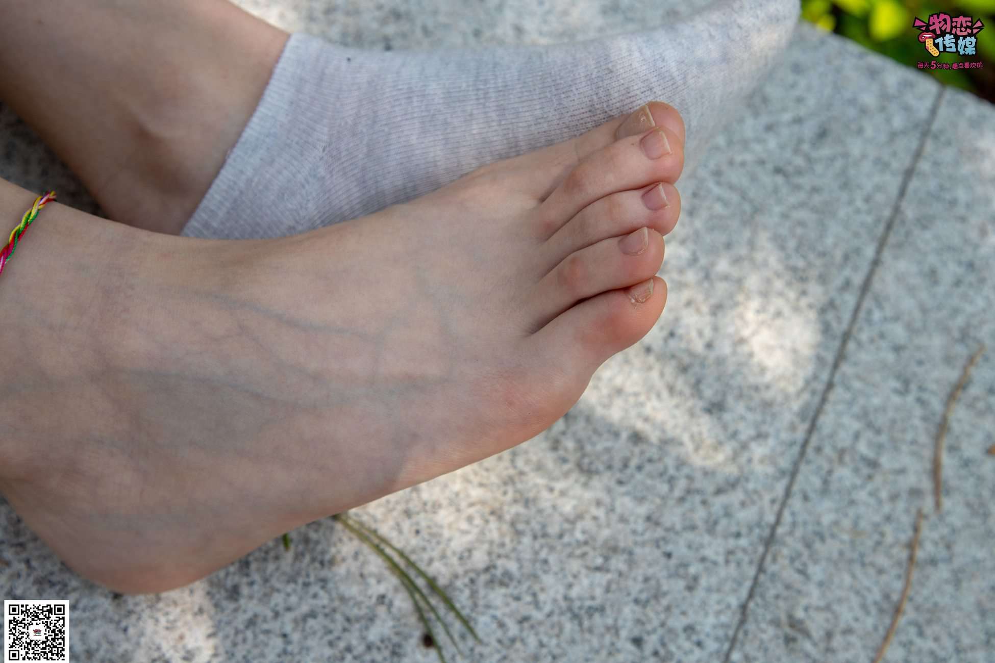 图片[233]-物恋传媒 No.023 腿长即正义！清纯长腿小姐姐帆布鞋配短棉袜 [235P] – 速更版-美库