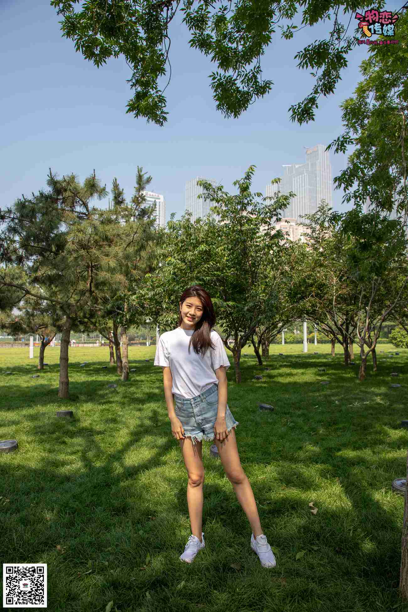 图片[251]-[物恋传媒] NO.022 美,从未如此简单.白色复古跑鞋搭配短筒白棉袜和船袜 [274P] – 速更版-美库