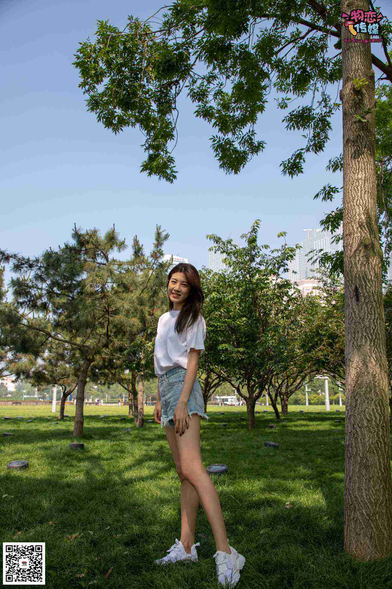 图片[262]-[物恋传媒] NO.022 美,从未如此简单.白色复古跑鞋搭配短筒白棉袜和船袜 [274P] – 速更版-美库