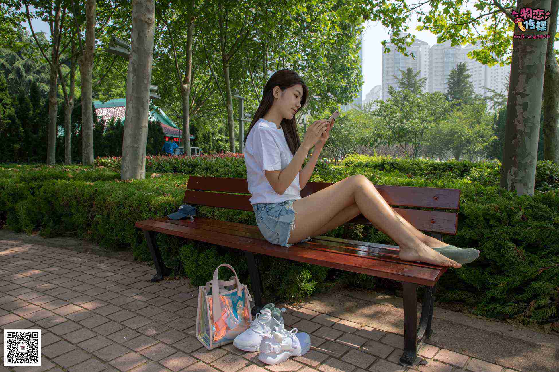 图片[275]-[物恋传媒] NO.022 美,从未如此简单.白色复古跑鞋搭配短筒白棉袜和船袜 [274P] – 速更版-美库