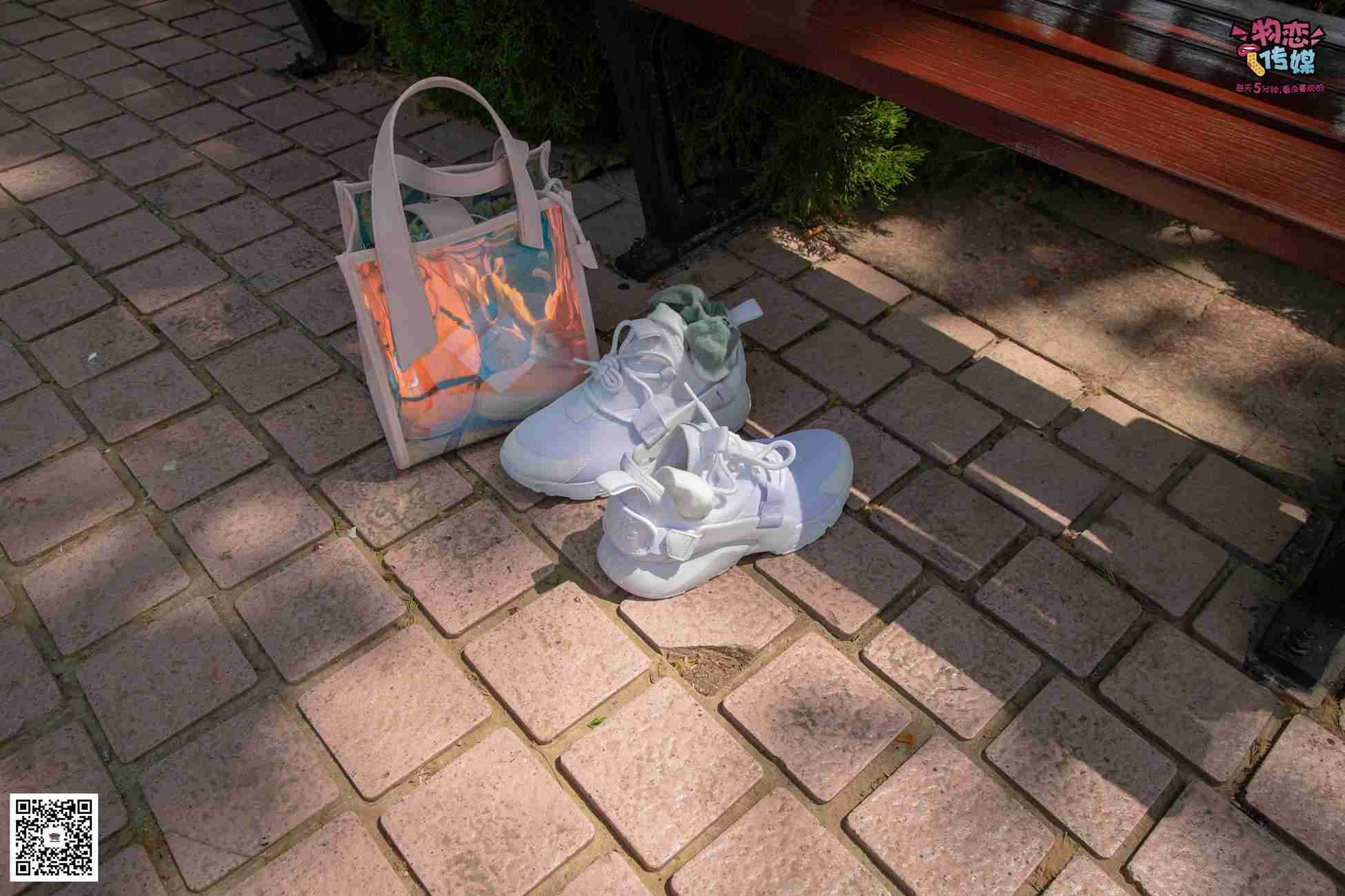 图片[276]-[物恋传媒] NO.022 美,从未如此简单.白色复古跑鞋搭配短筒白棉袜和船袜 [274P] – 速更版-美库