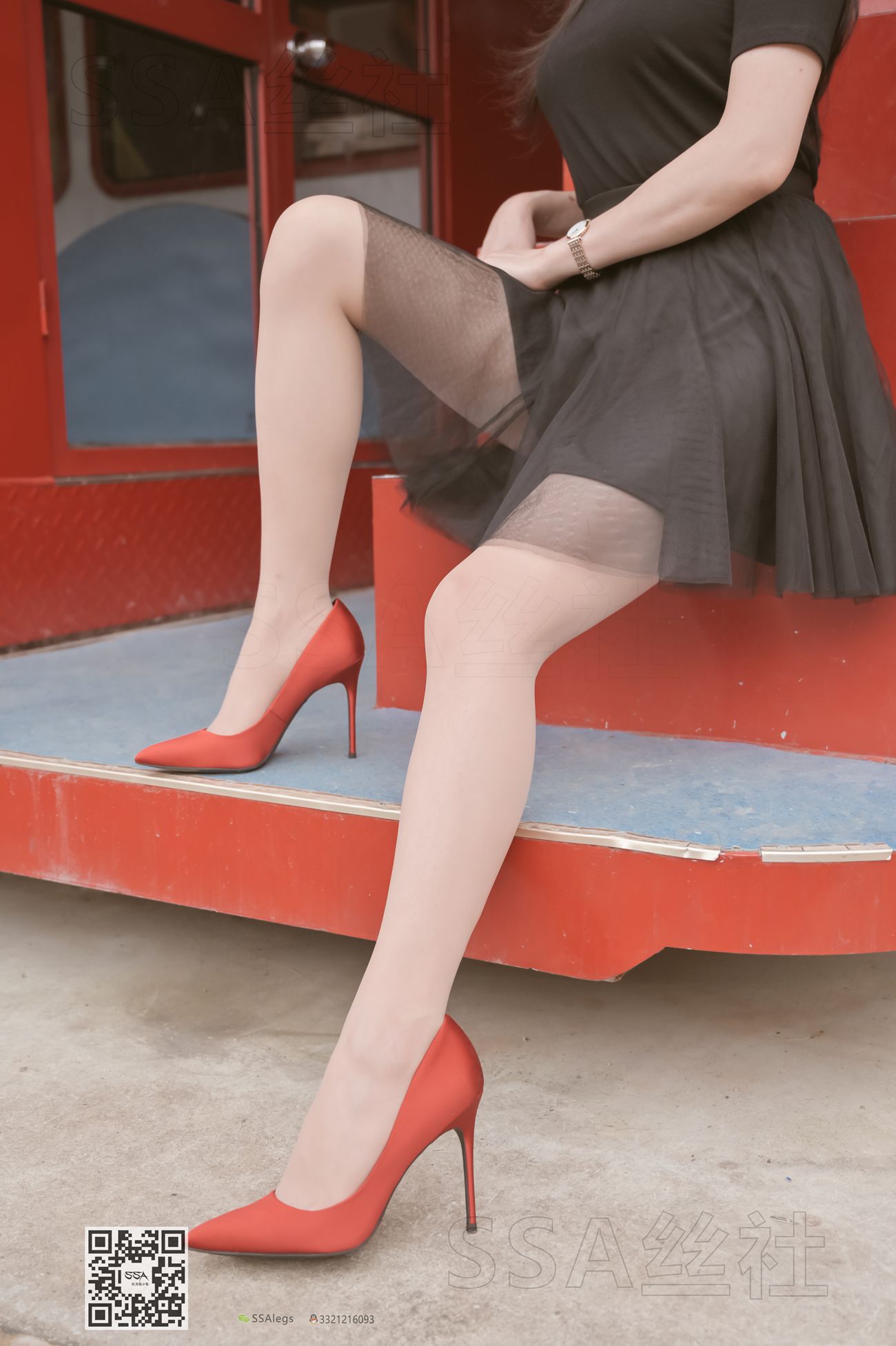 图片[107]-[SSA丝社]超清写真 NO.097 雪梨 腿模雪梨街拍红色高跟鞋肉丝[120P] – 速更版-美库