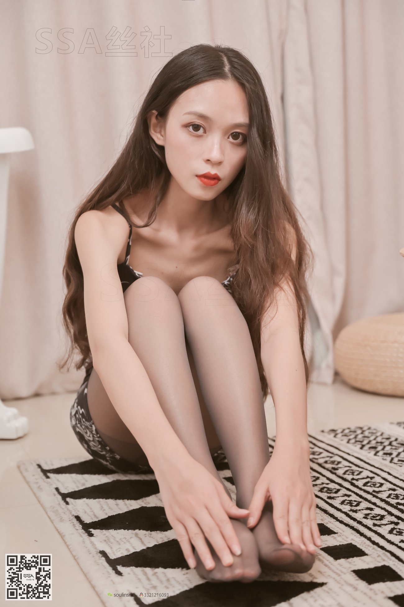 图片[44]-[SSA丝社]超清写真 NO.105 西西 腿模西西超短旗袍灰丝脱丝特写[153P] – 速更版-美库