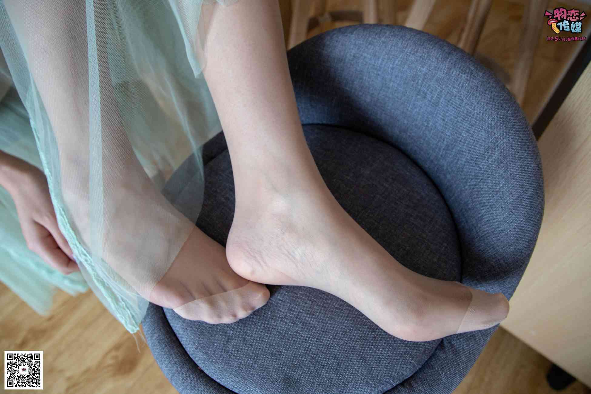 图片[15]-勿恋传媒 No.025 密桃成熟时,嫩绿纱裙搭配白色蕾SI袜,青涩又撩人 [211P] – 速更版-美库