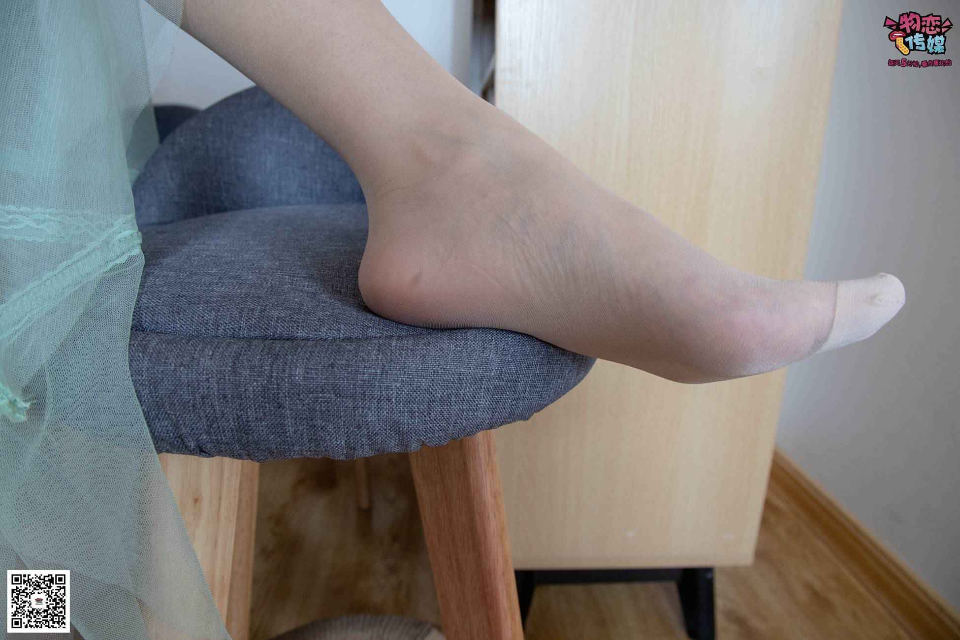图片[17]-勿恋传媒 No.025 密桃成熟时,嫩绿纱裙搭配白色蕾SI袜,青涩又撩人 [211P] – 速更版-美库