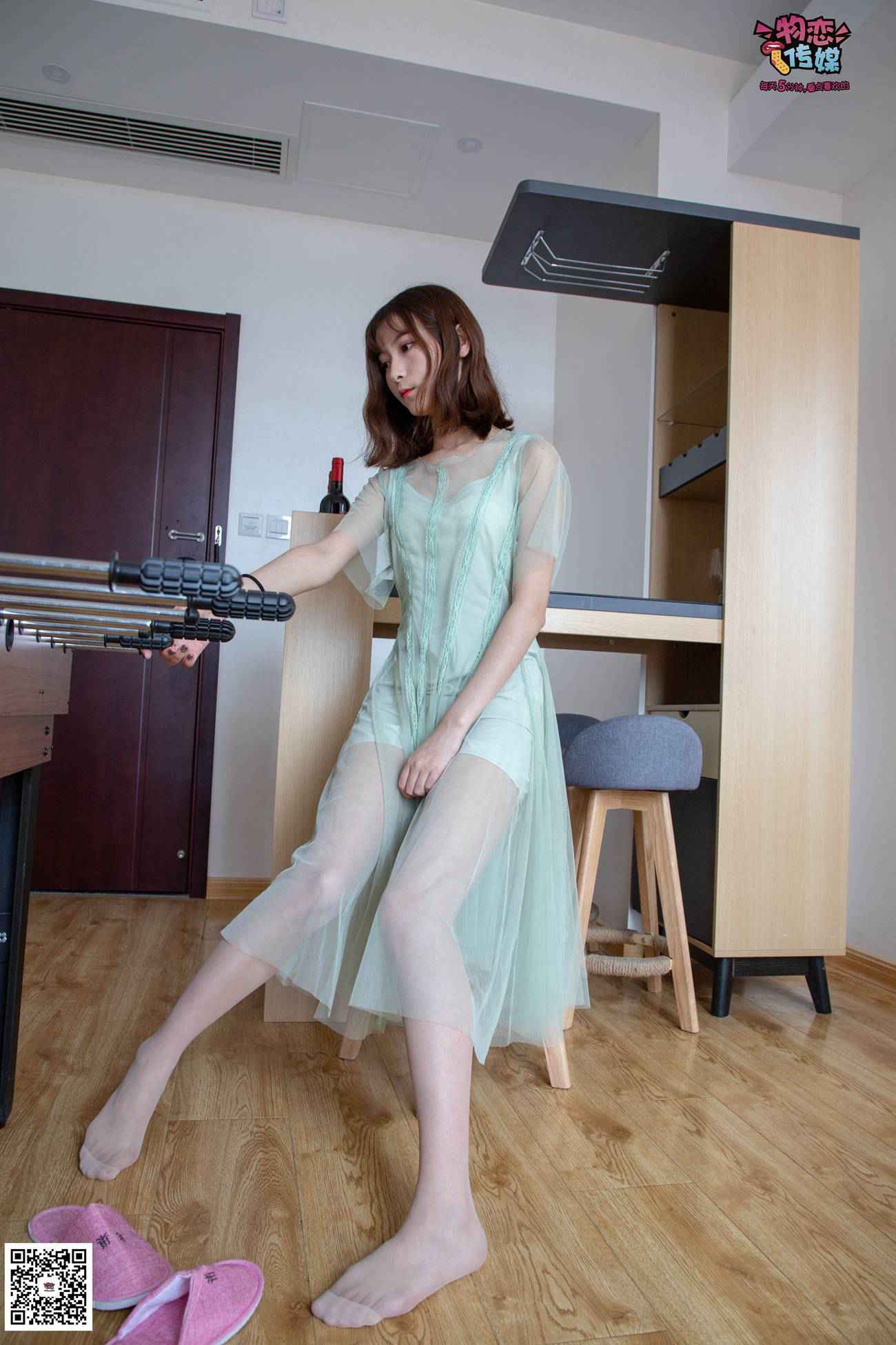 图片[34]-勿恋传媒 No.025 密桃成熟时,嫩绿纱裙搭配白色蕾SI袜,青涩又撩人 [211P] – 速更版-美库