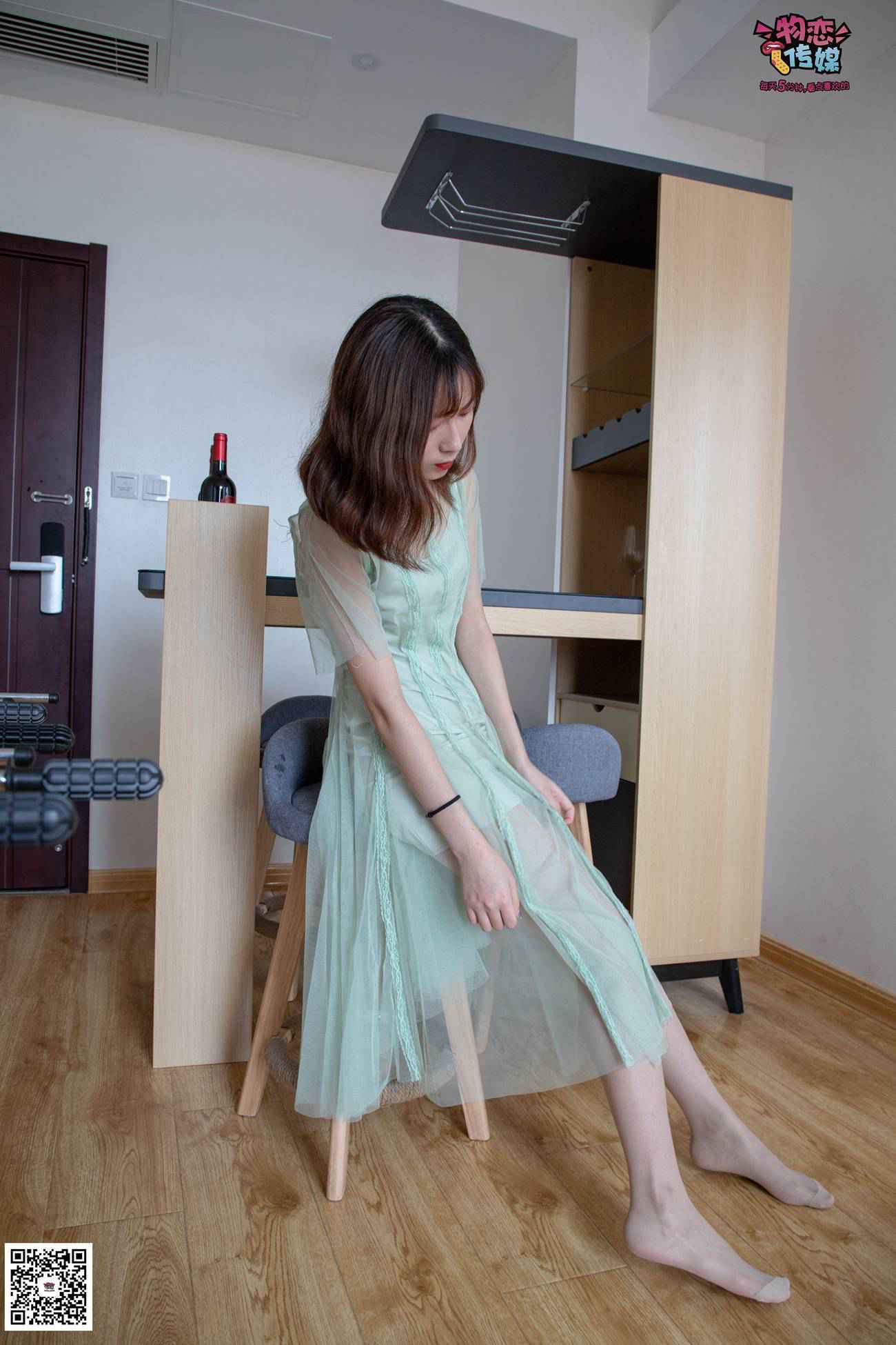 图片[36]-勿恋传媒 No.025 密桃成熟时,嫩绿纱裙搭配白色蕾SI袜,青涩又撩人 [211P] – 速更版-美库