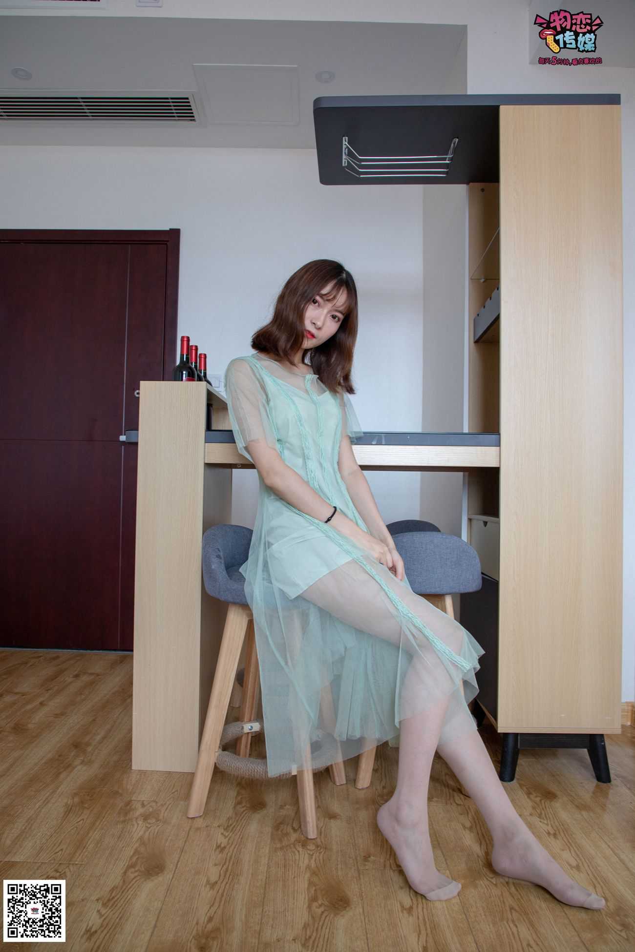 图片[40]-勿恋传媒 No.025 密桃成熟时,嫩绿纱裙搭配白色蕾SI袜,青涩又撩人 [211P] – 速更版-美库