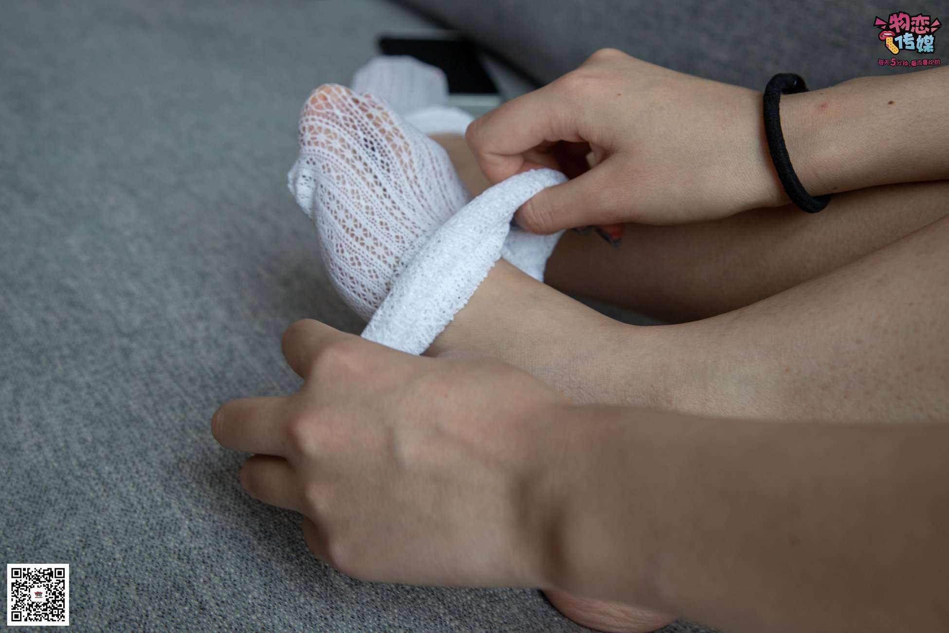 图片[81]-勿恋传媒 No.025 密桃成熟时,嫩绿纱裙搭配白色蕾SI袜,青涩又撩人 [211P] – 速更版-美库