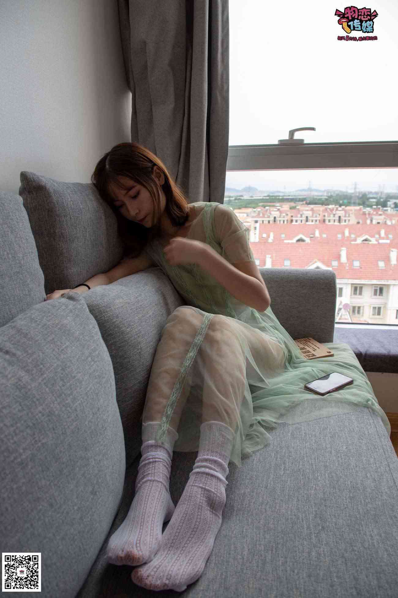 图片[126]-勿恋传媒 No.025 密桃成熟时,嫩绿纱裙搭配白色蕾SI袜,青涩又撩人 [211P] – 速更版-美库