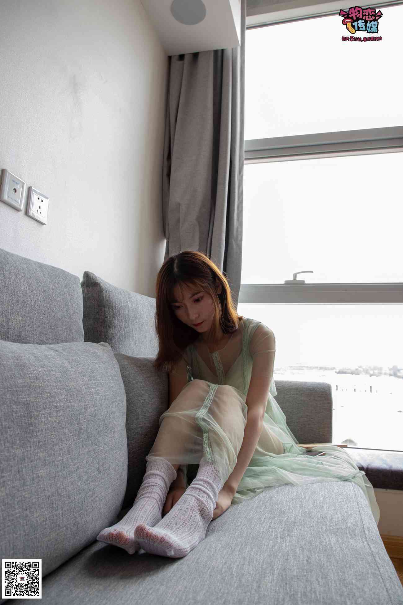 图片[129]-勿恋传媒 No.025 密桃成熟时,嫩绿纱裙搭配白色蕾SI袜,青涩又撩人 [211P] – 速更版-美库