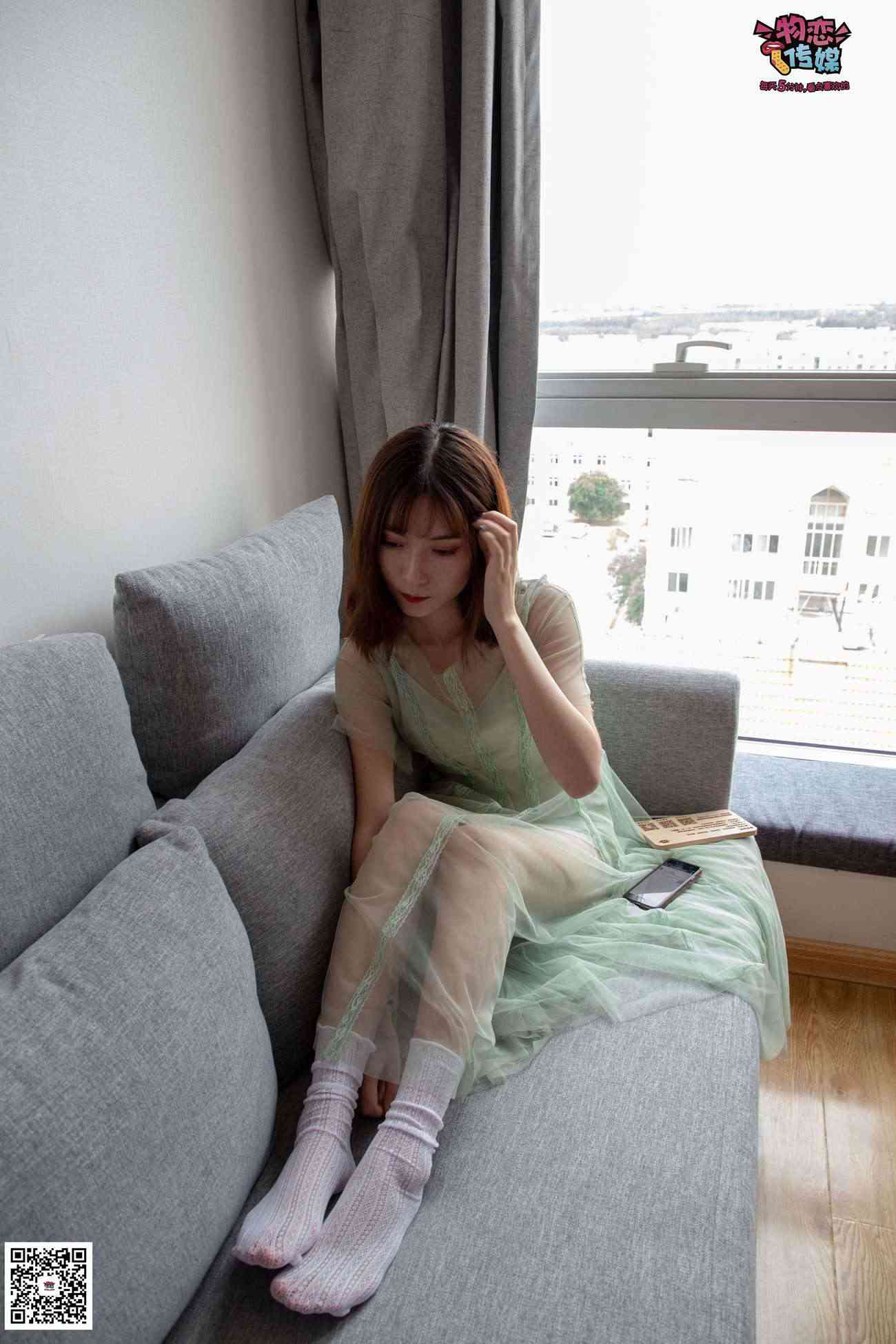 图片[130]-勿恋传媒 No.025 密桃成熟时,嫩绿纱裙搭配白色蕾SI袜,青涩又撩人 [211P] – 速更版-美库