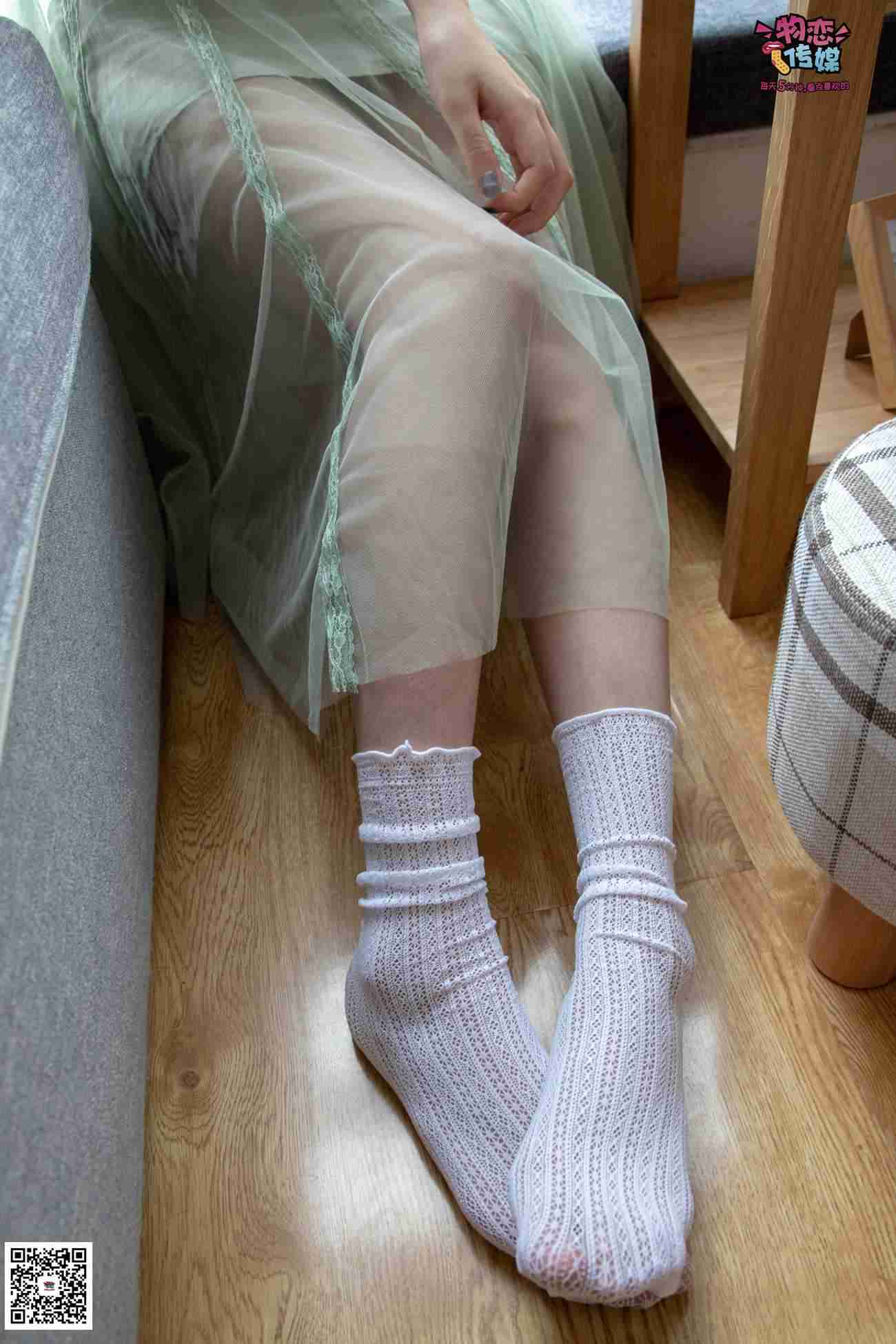 图片[176]-勿恋传媒 No.025 密桃成熟时,嫩绿纱裙搭配白色蕾SI袜,青涩又撩人 [211P] – 速更版-美库