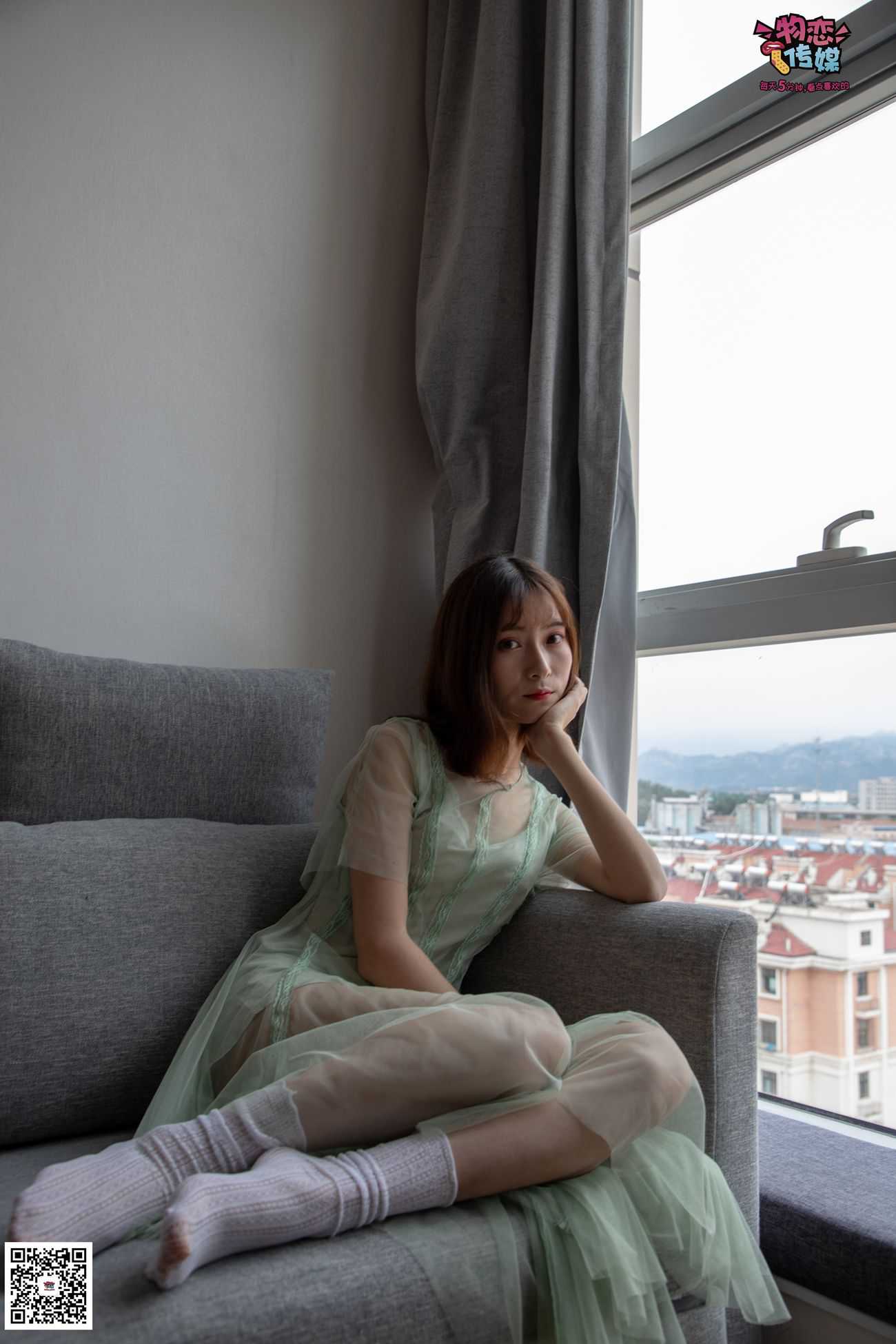 图片[180]-勿恋传媒 No.025 密桃成熟时,嫩绿纱裙搭配白色蕾SI袜,青涩又撩人 [211P] – 速更版-美库