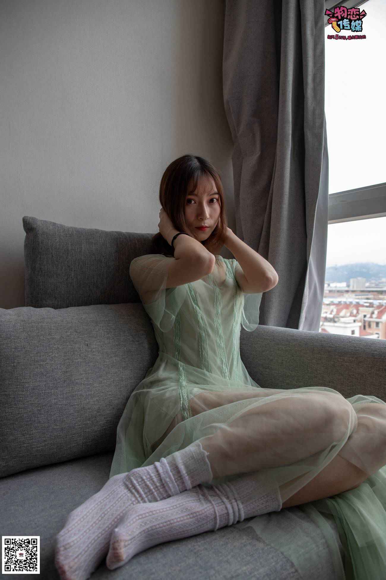 图片[185]-勿恋传媒 No.025 密桃成熟时,嫩绿纱裙搭配白色蕾SI袜,青涩又撩人 [211P] – 速更版-美库