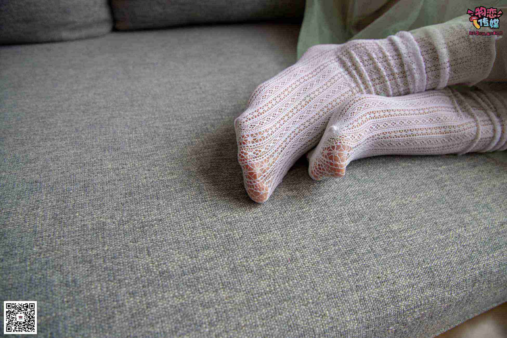 图片[188]-勿恋传媒 No.025 密桃成熟时,嫩绿纱裙搭配白色蕾SI袜,青涩又撩人 [211P] – 速更版-美库