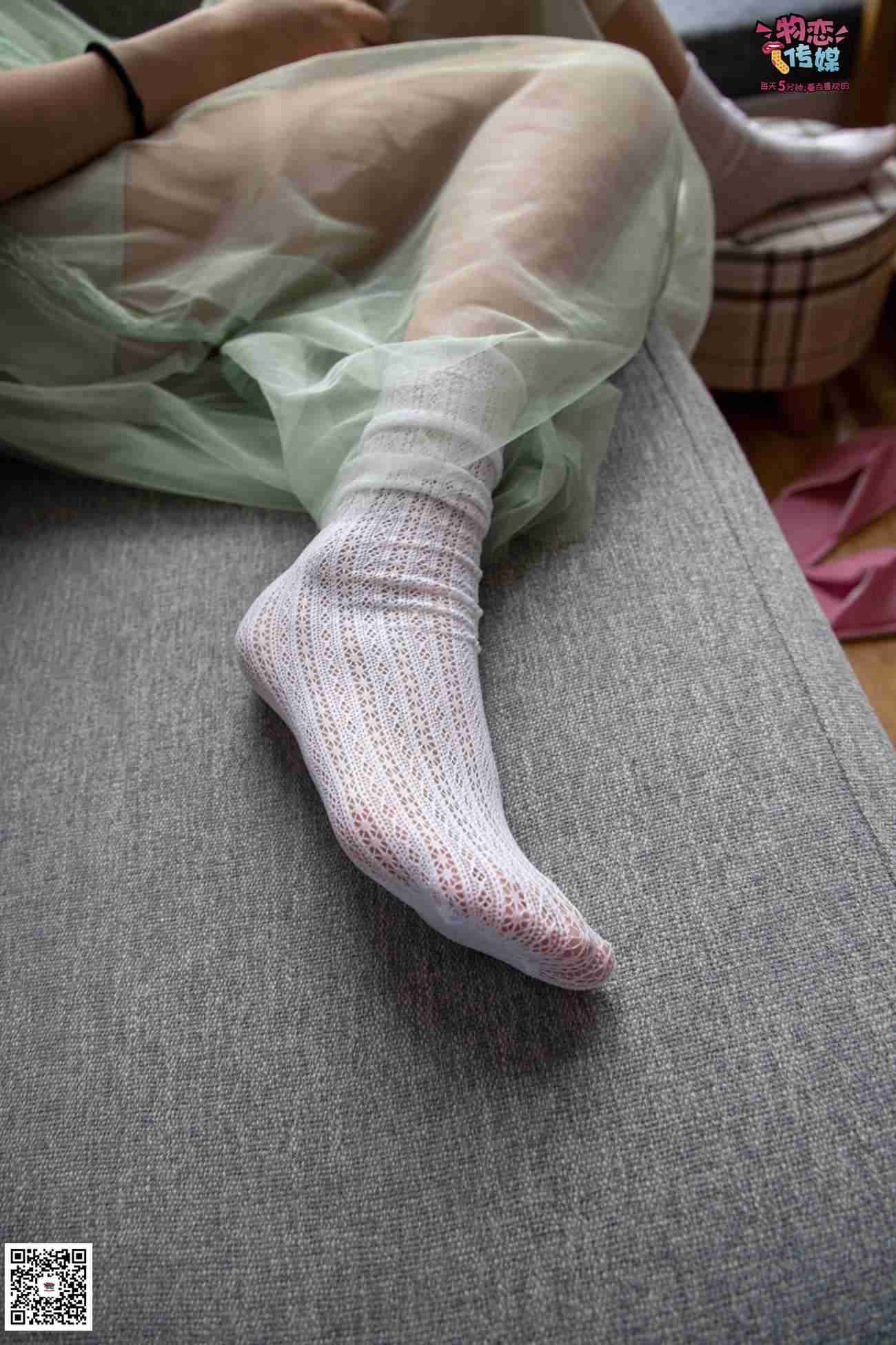 图片[193]-勿恋传媒 No.025 密桃成熟时,嫩绿纱裙搭配白色蕾SI袜,青涩又撩人 [211P] – 速更版-美库