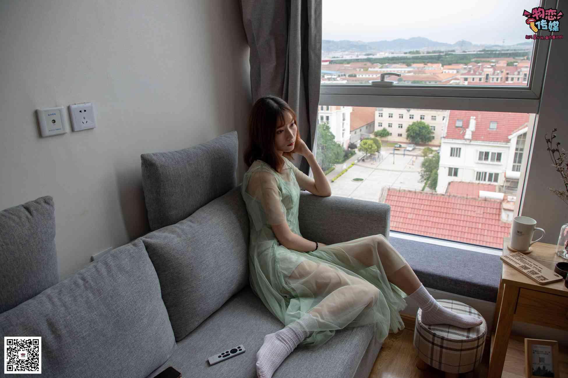 图片[196]-勿恋传媒 No.025 密桃成熟时,嫩绿纱裙搭配白色蕾SI袜,青涩又撩人 [211P] – 速更版-美库