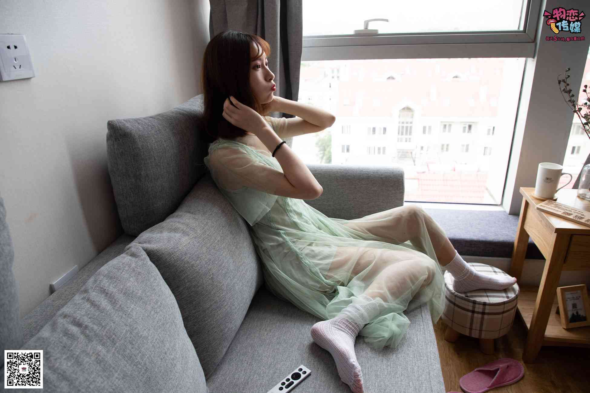 图片[198]-勿恋传媒 No.025 密桃成熟时,嫩绿纱裙搭配白色蕾SI袜,青涩又撩人 [211P] – 速更版-美库