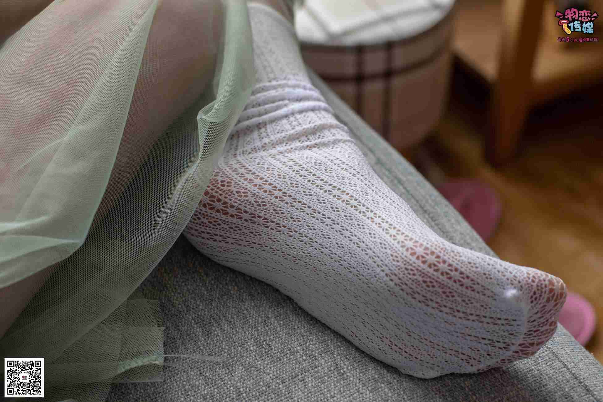 图片[209]-勿恋传媒 No.025 密桃成熟时,嫩绿纱裙搭配白色蕾SI袜,青涩又撩人 [211P] – 速更版-美库