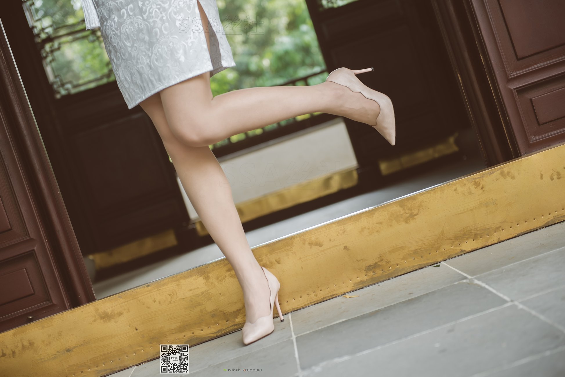 图片[12]-[SSA丝社]超清写真 NO.111 君君 腿模君君的旗袍秀[163P] – 速更版-美库