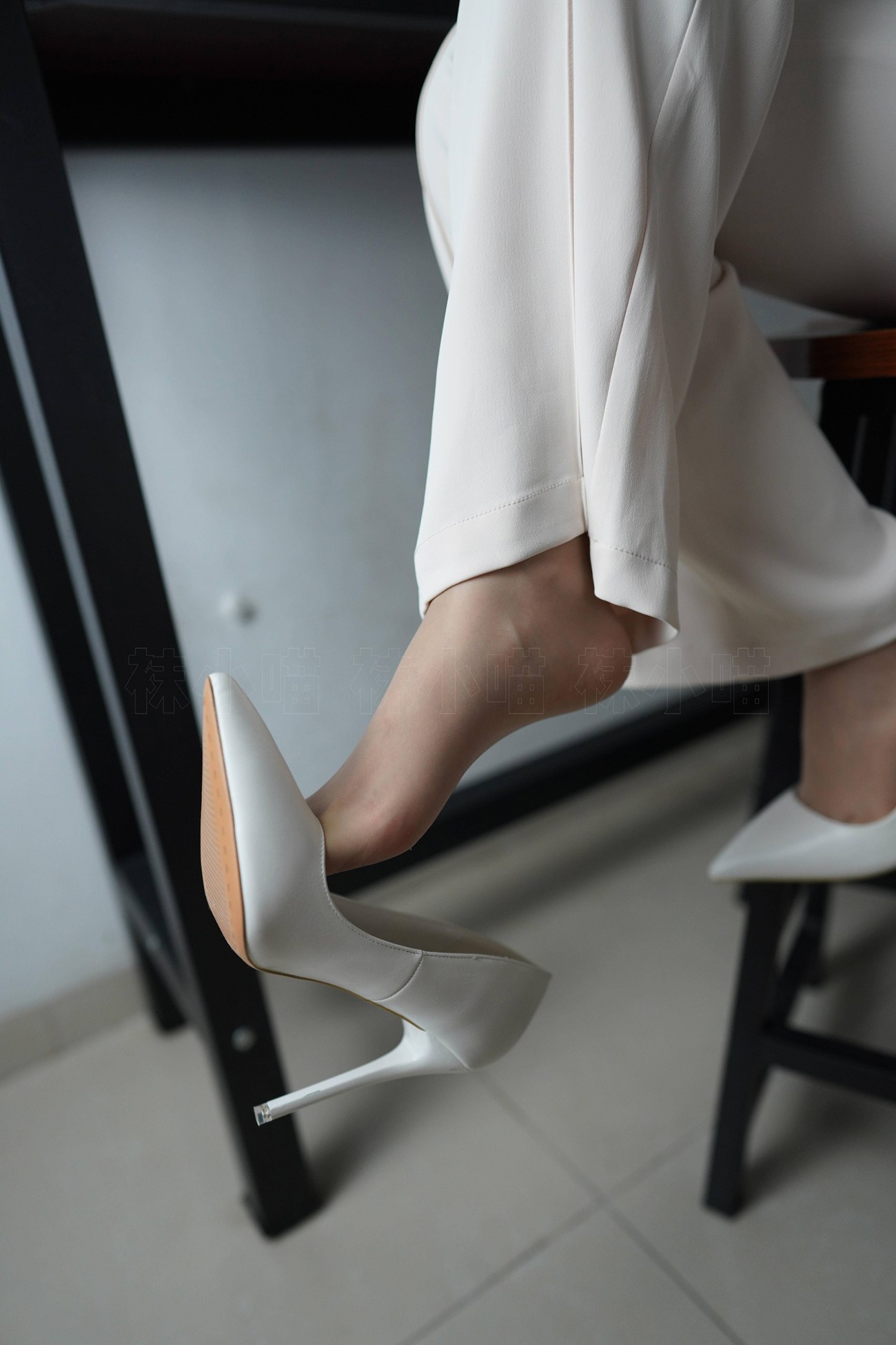 图片[32]-[kittyWawa袜小喵]KT293 飘逸[100P] – 速更版-美库