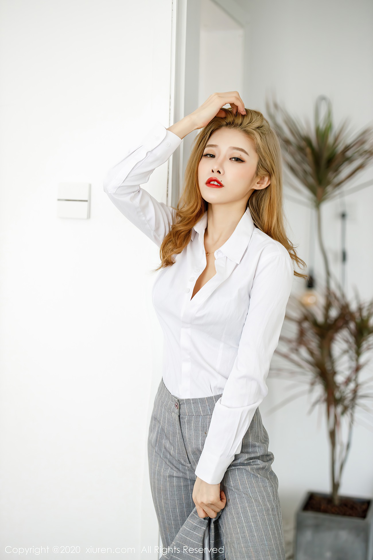 图片[40]-[XIUREN绣人网] 2020.08.13 No.2439 luvian本能 [55P] – 速更版-美库