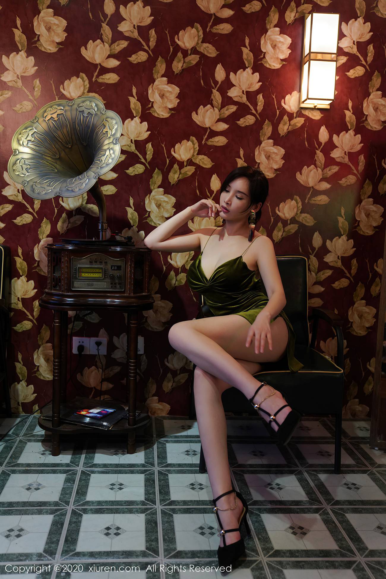 图片[21]-[XIUREN绣人网] 2020.08.24 No.2477 奶瓶土肥圆矮挫丑黑穷 [57P] – 速更版-美库