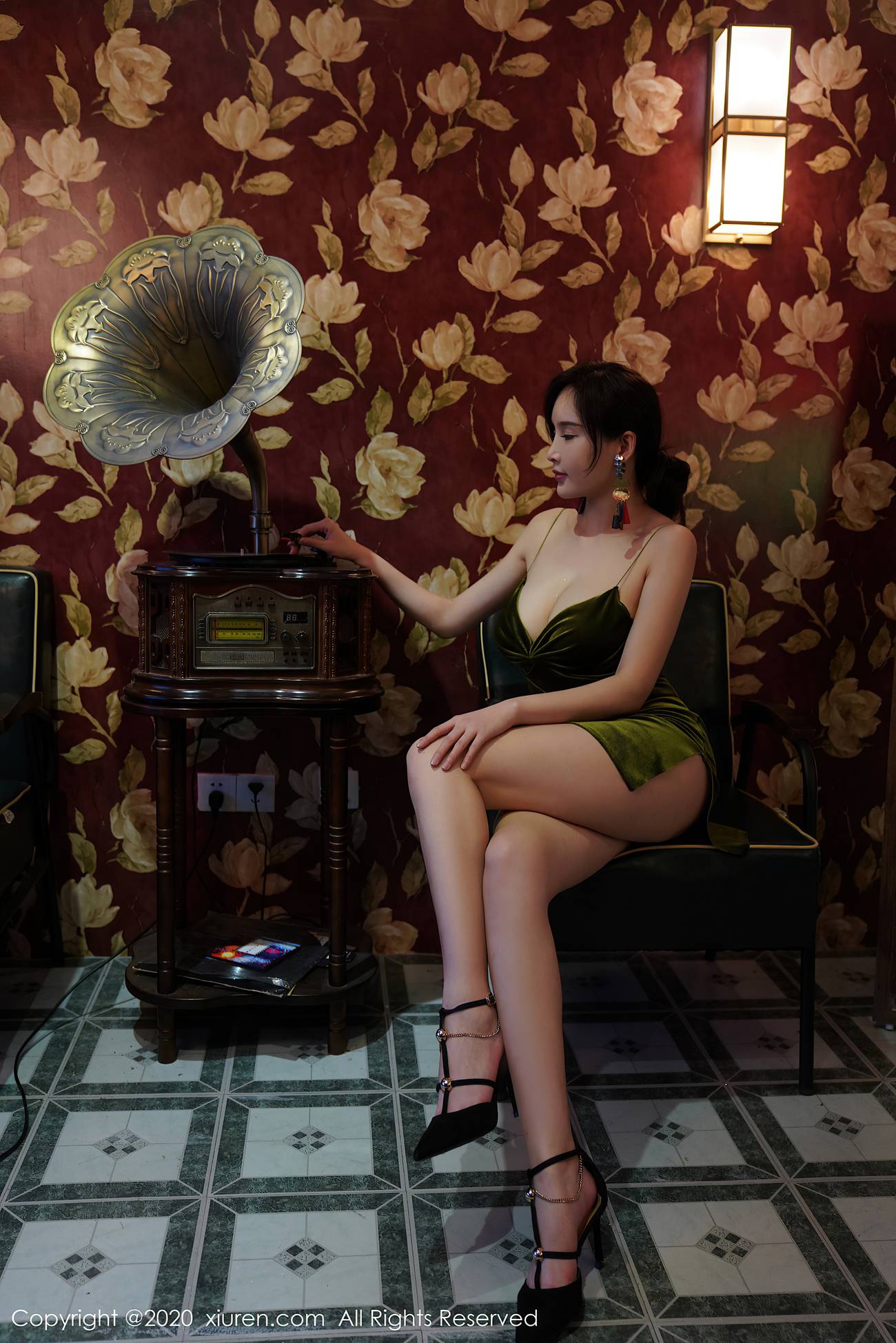 图片[25]-[XIUREN绣人网] 2020.08.24 No.2477 奶瓶土肥圆矮挫丑黑穷 [57P] – 速更版-美库