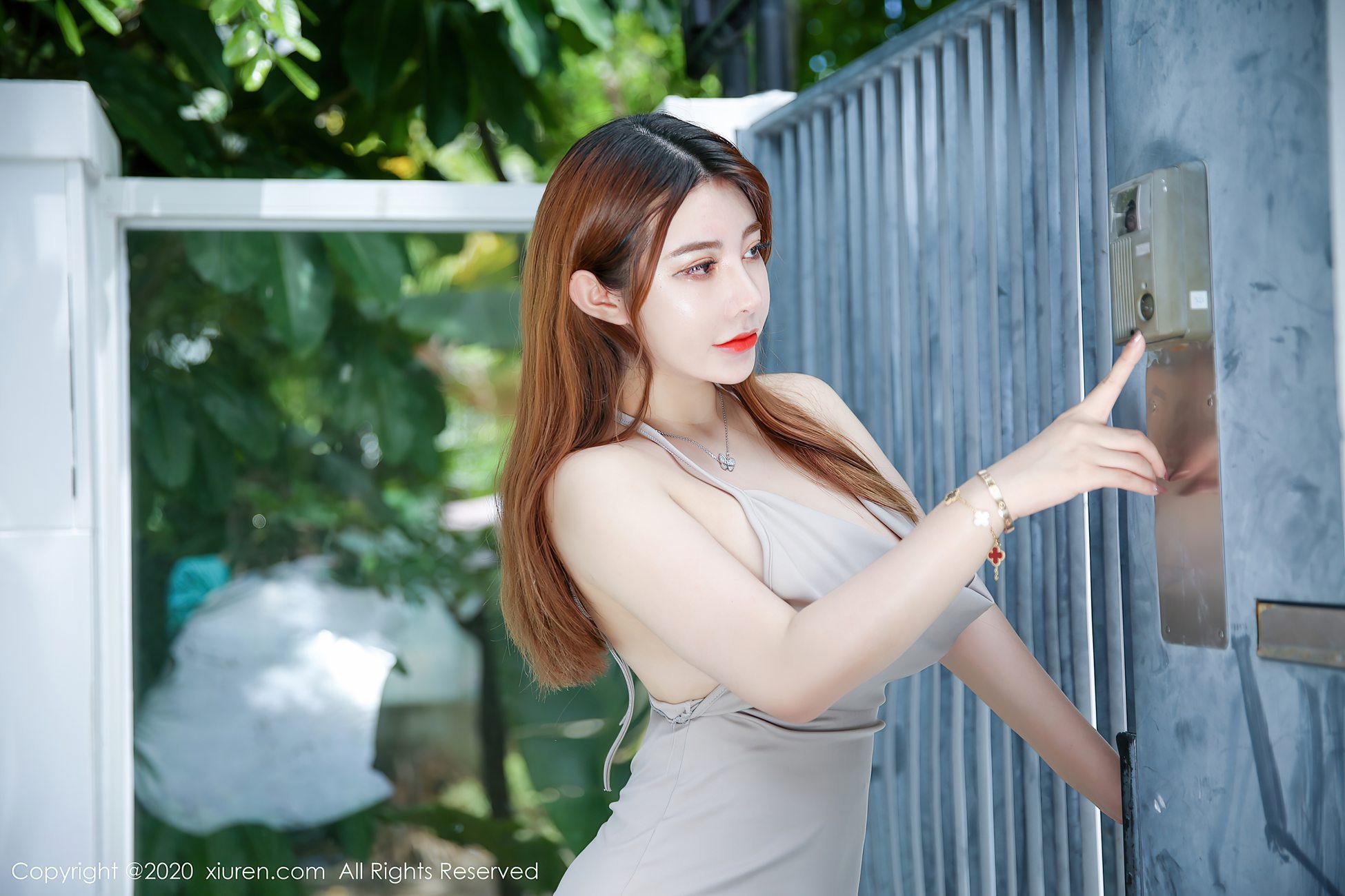 图片[32]-[XIUREN绣人网] 2020.09.23 No.2593 软软Roro [49P] – 速更版-美库