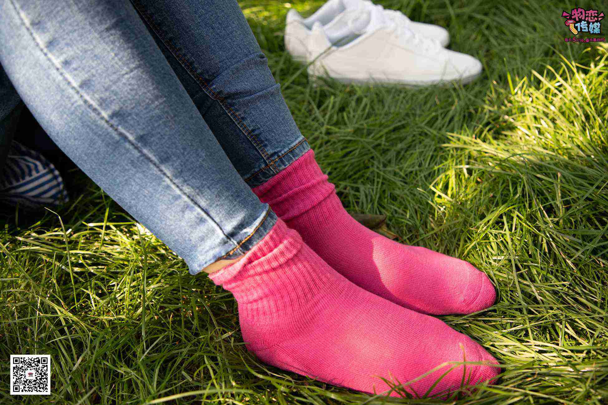 图片[11]-物恋传媒 No.027 棒球帽白色板鞋藏棉袜,清纯运动美少女,今日份的网红小姐姐请收下 [192P] – 速更版-美库