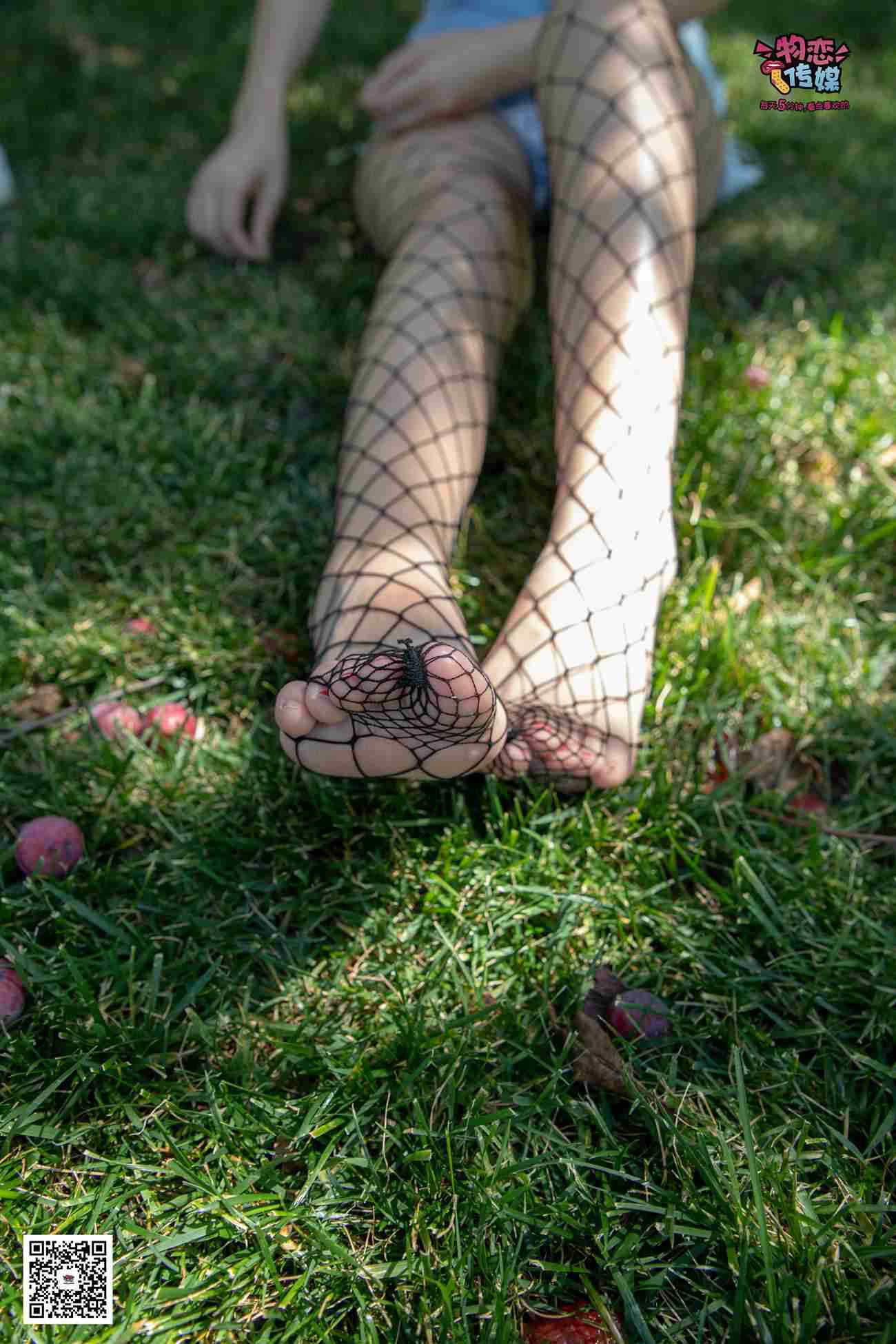 图片[76]-勿恋传媒 No.026 白T恤搭配黑色渔往袜,清纯与姓感的基情碰撞 [181P] – 速更版-美库