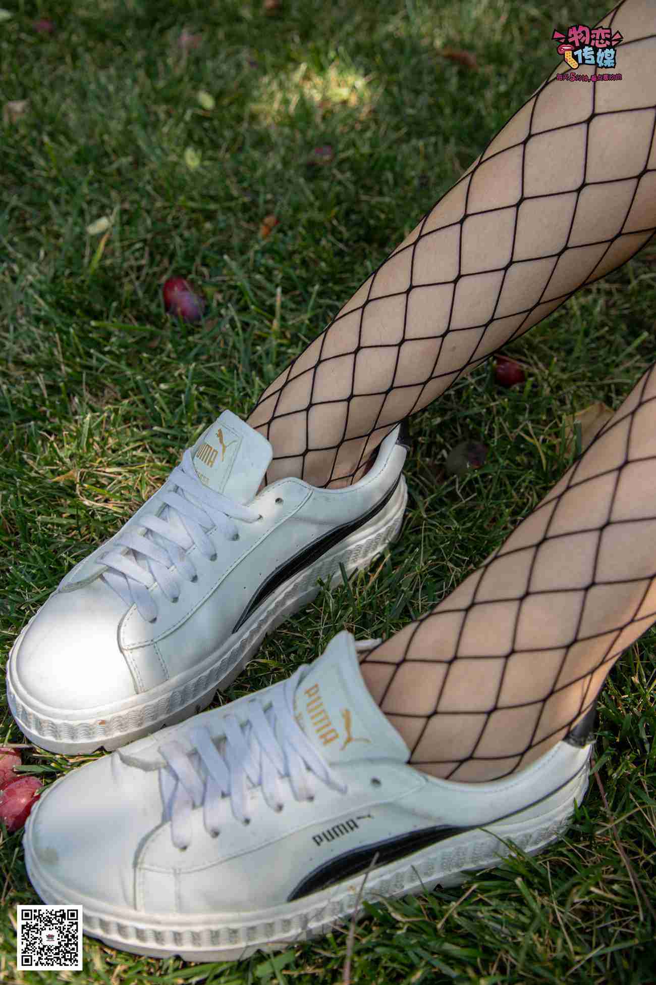 图片[97]-勿恋传媒 No.026 白T恤搭配黑色渔往袜,清纯与姓感的基情碰撞 [181P] – 速更版-美库