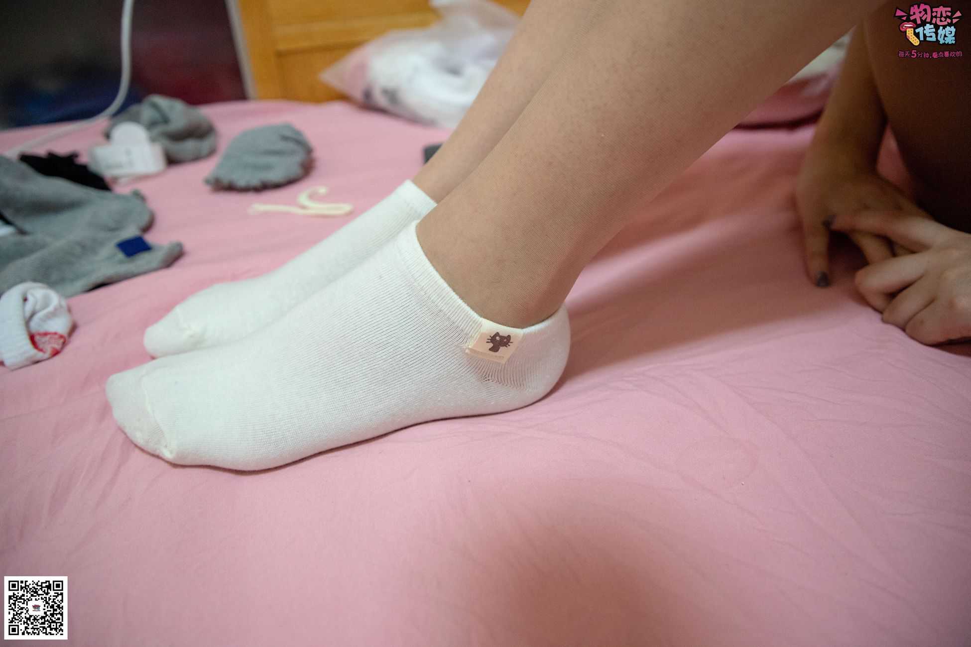 图片[57]-物恋传媒 NO.028 送你我的心,探秘猫耳闺房,纯棉睡衣搭配肉丝和爱心棉袜 [281P] – 速更版-美库