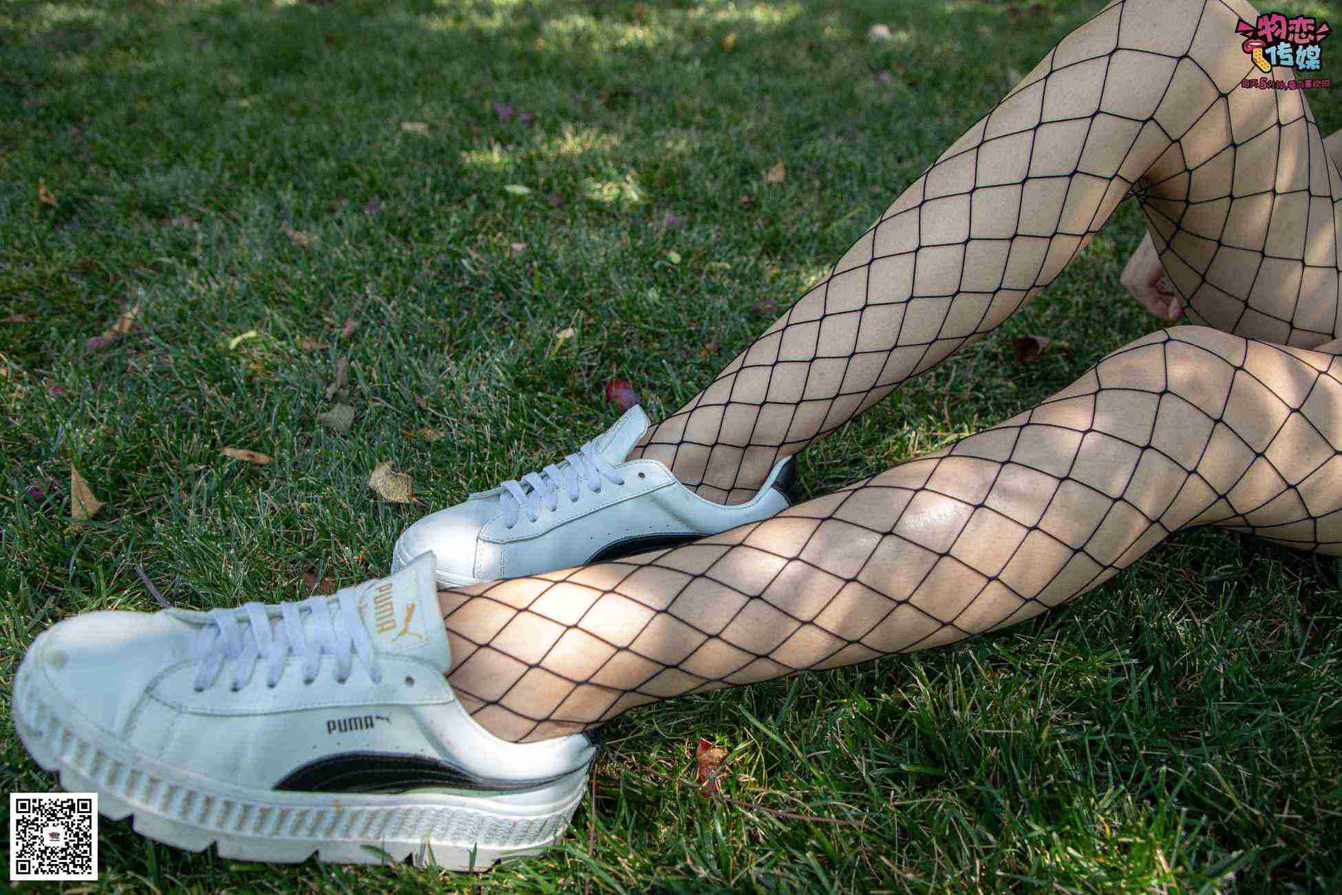 图片[105]-勿恋传媒 No.026 白T恤搭配黑色渔往袜,清纯与姓感的基情碰撞 [181P] – 速更版-美库