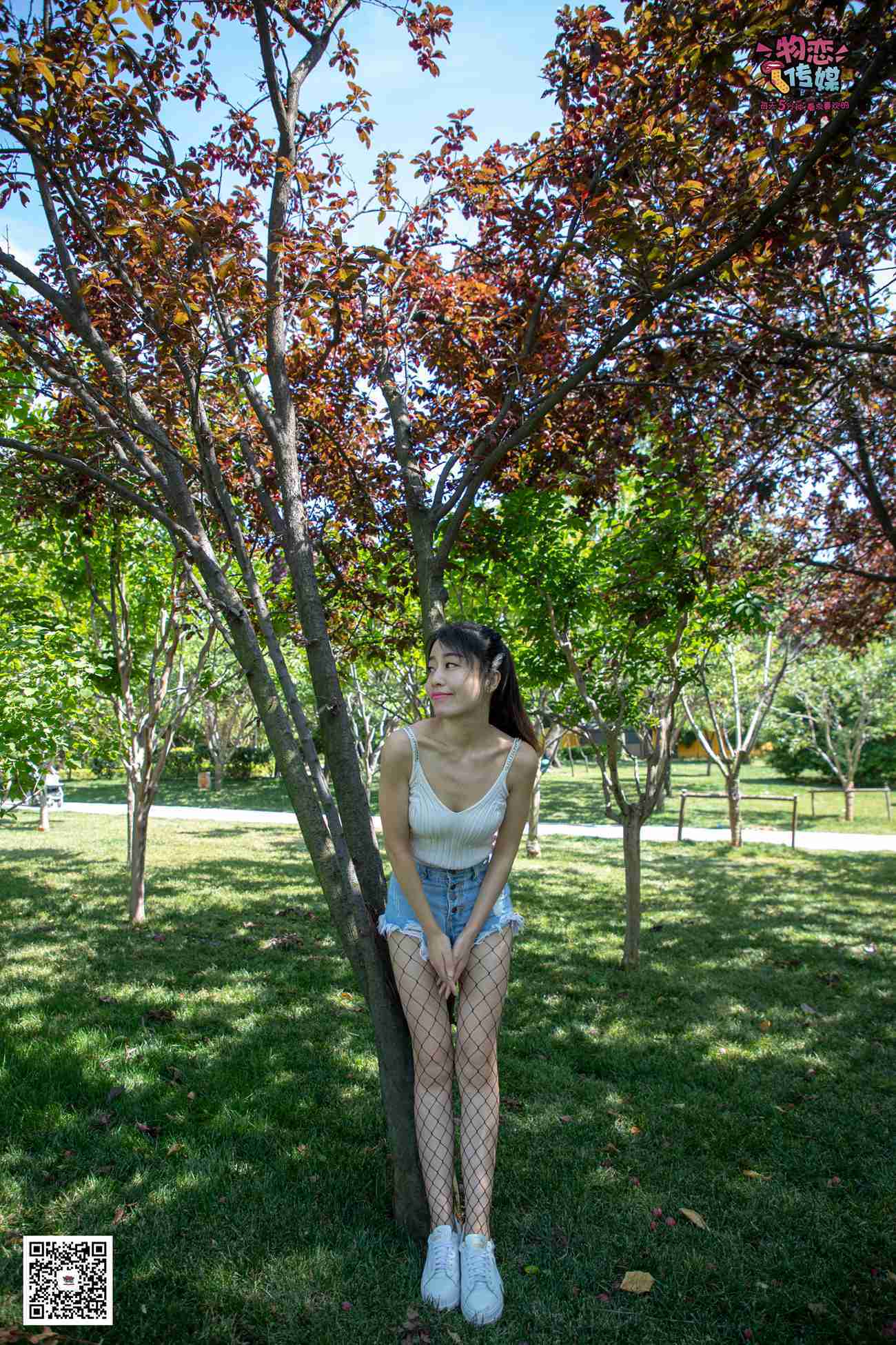 图片[156]-勿恋传媒 No.026 白T恤搭配黑色渔往袜,清纯与姓感的基情碰撞 [181P] – 速更版-美库